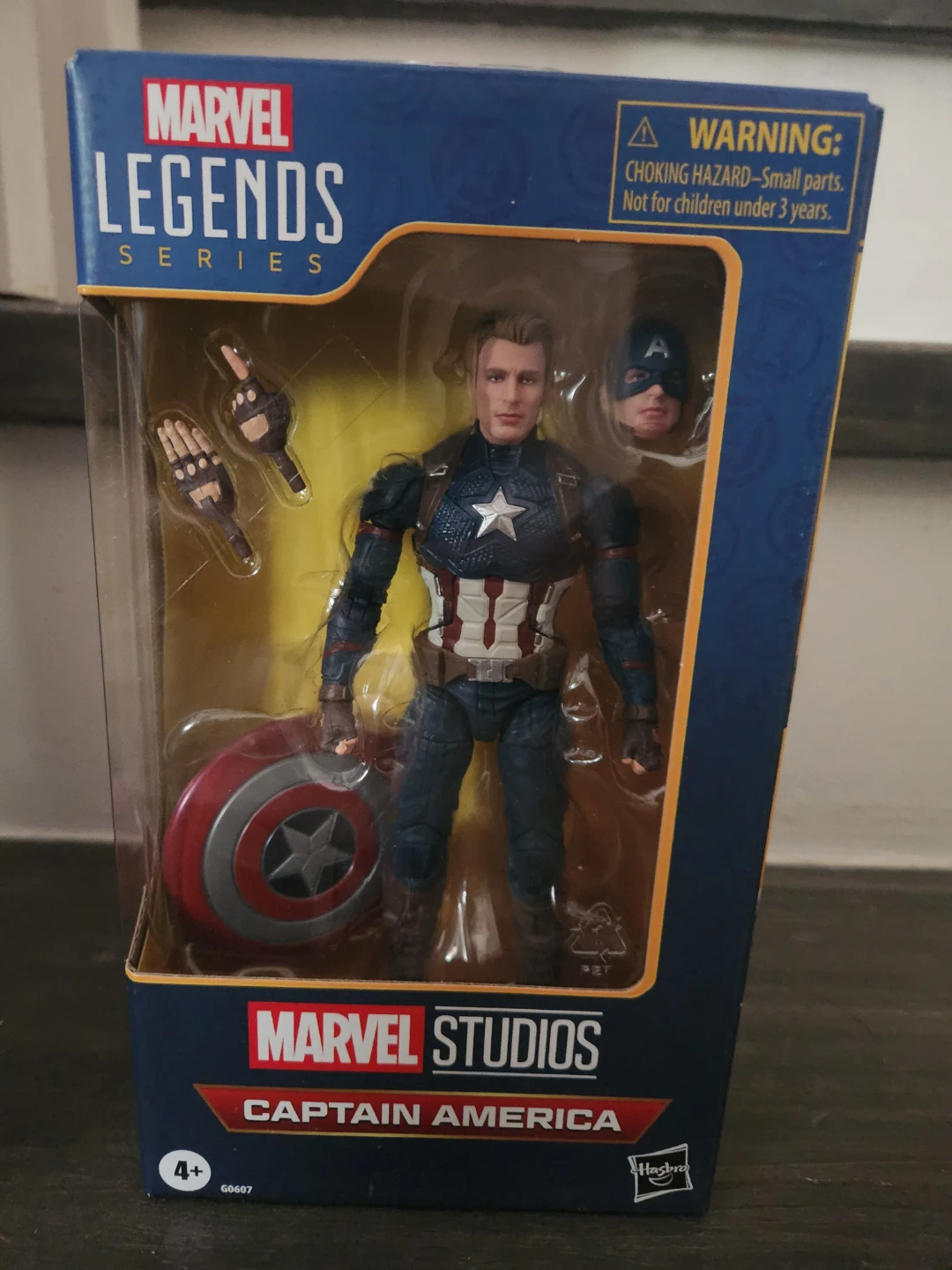 Marvel Legends Captain America Action Figure - photo 2