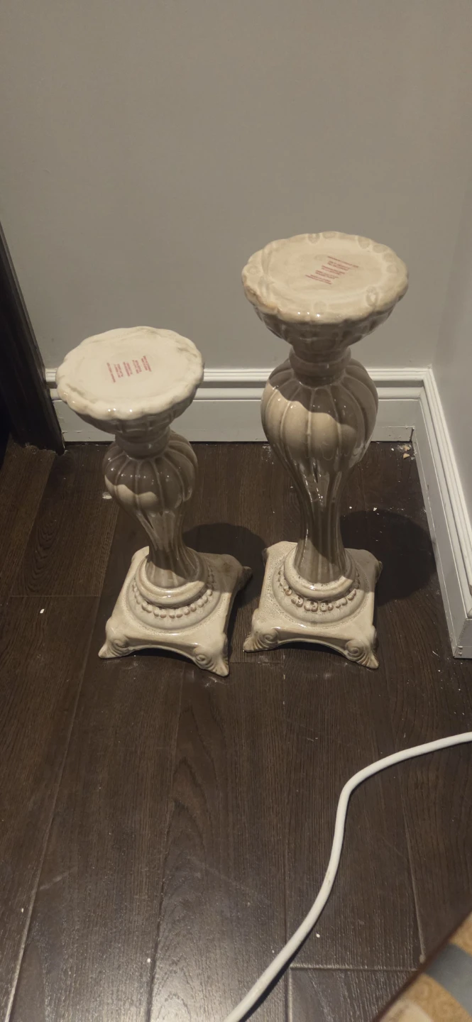 Set of 2 Ceramic Candle Holders