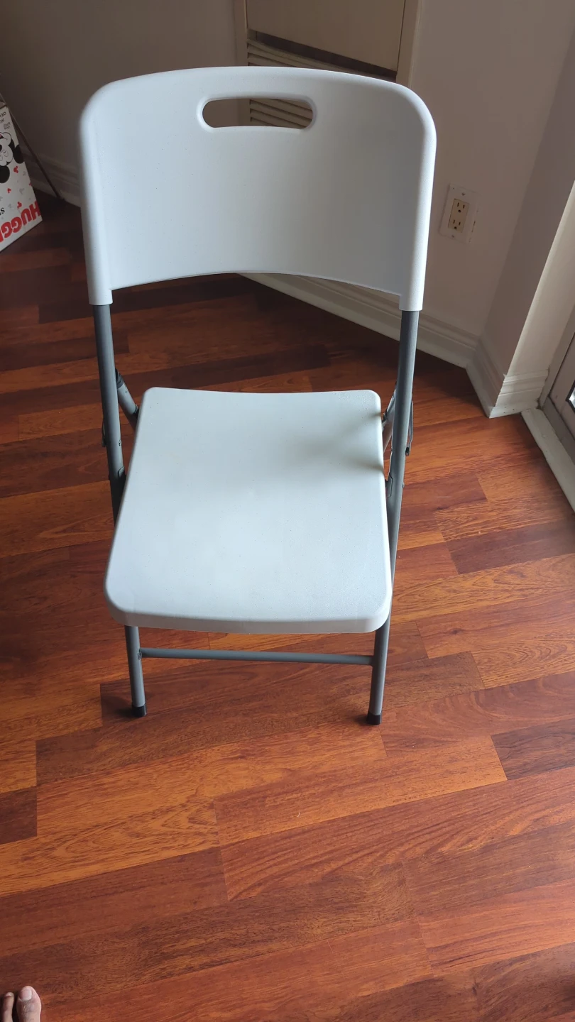 Folding Chairs - Move out sale - photo 4
