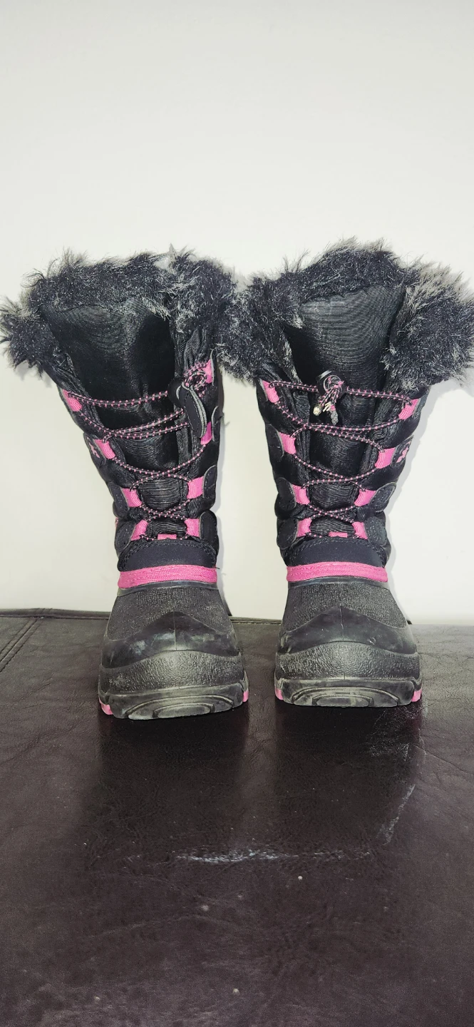 Kids Winter boots size 12