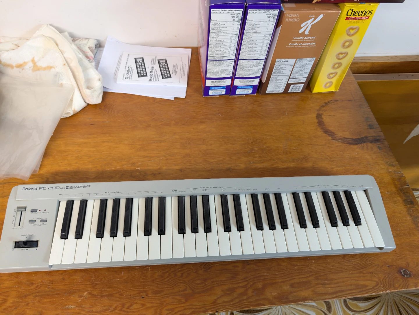 Roland PC-200 MK II MIDI Keyboard Controller