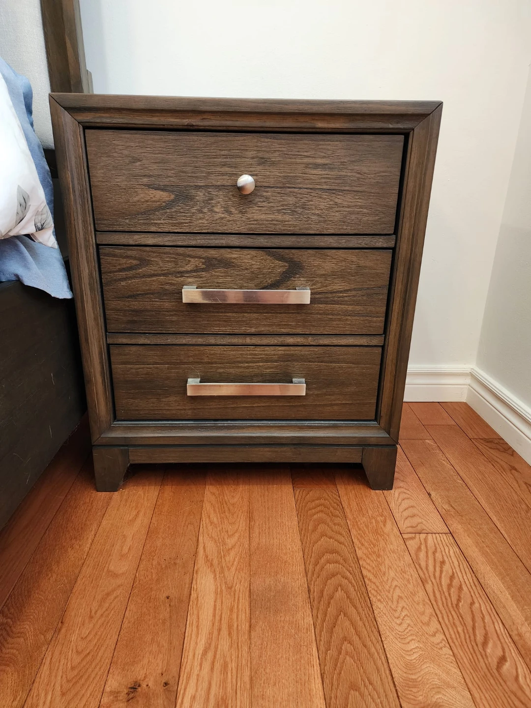 Bedroom Furniture Set - photo 2