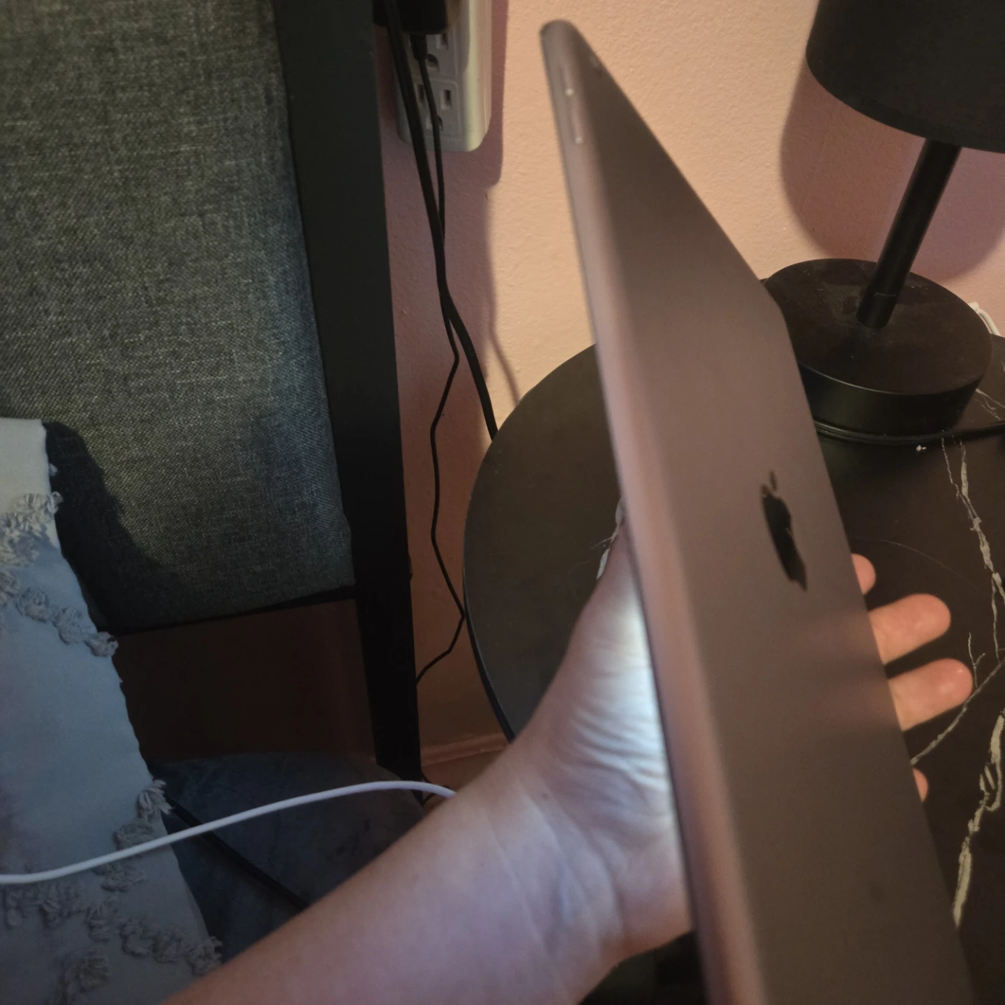 Ipad 5th generation - photo 2