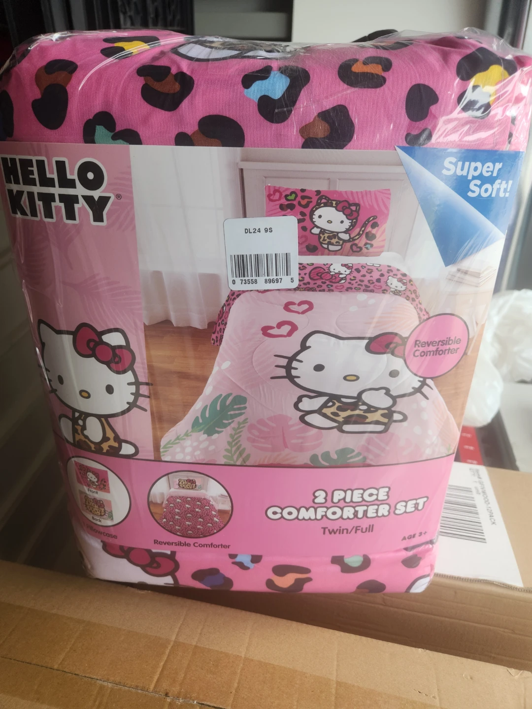 Hello Kitty 2 Piece Comforter Set
