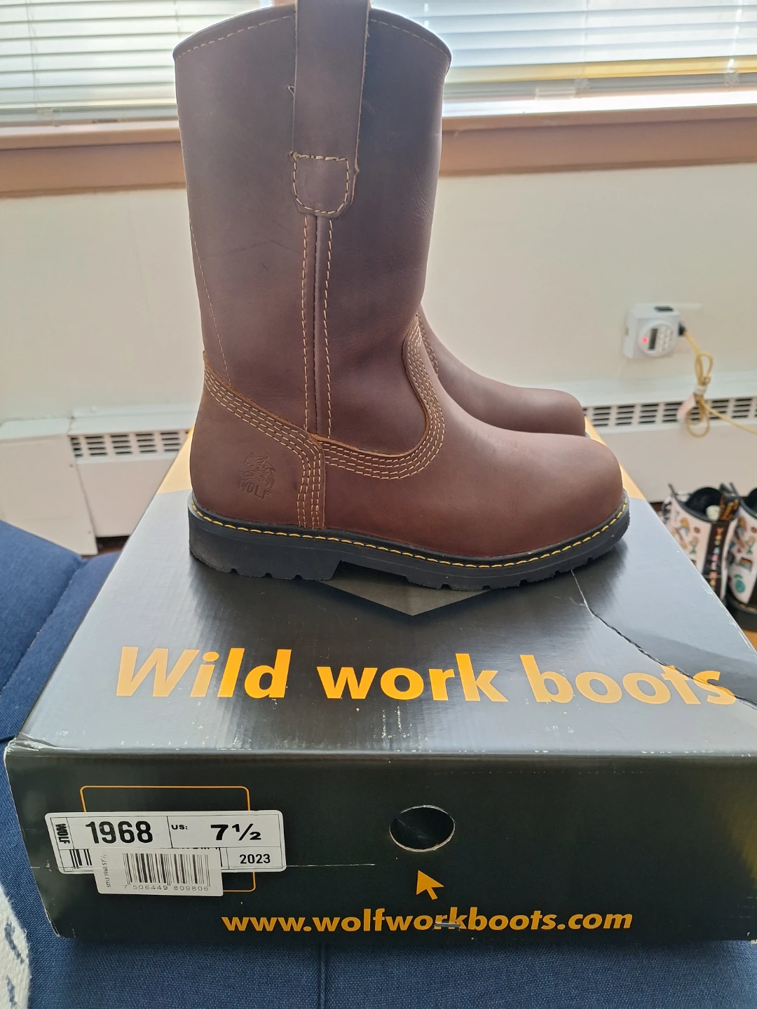 Wolf Work Boots Size 7.5 Mens - photo 4