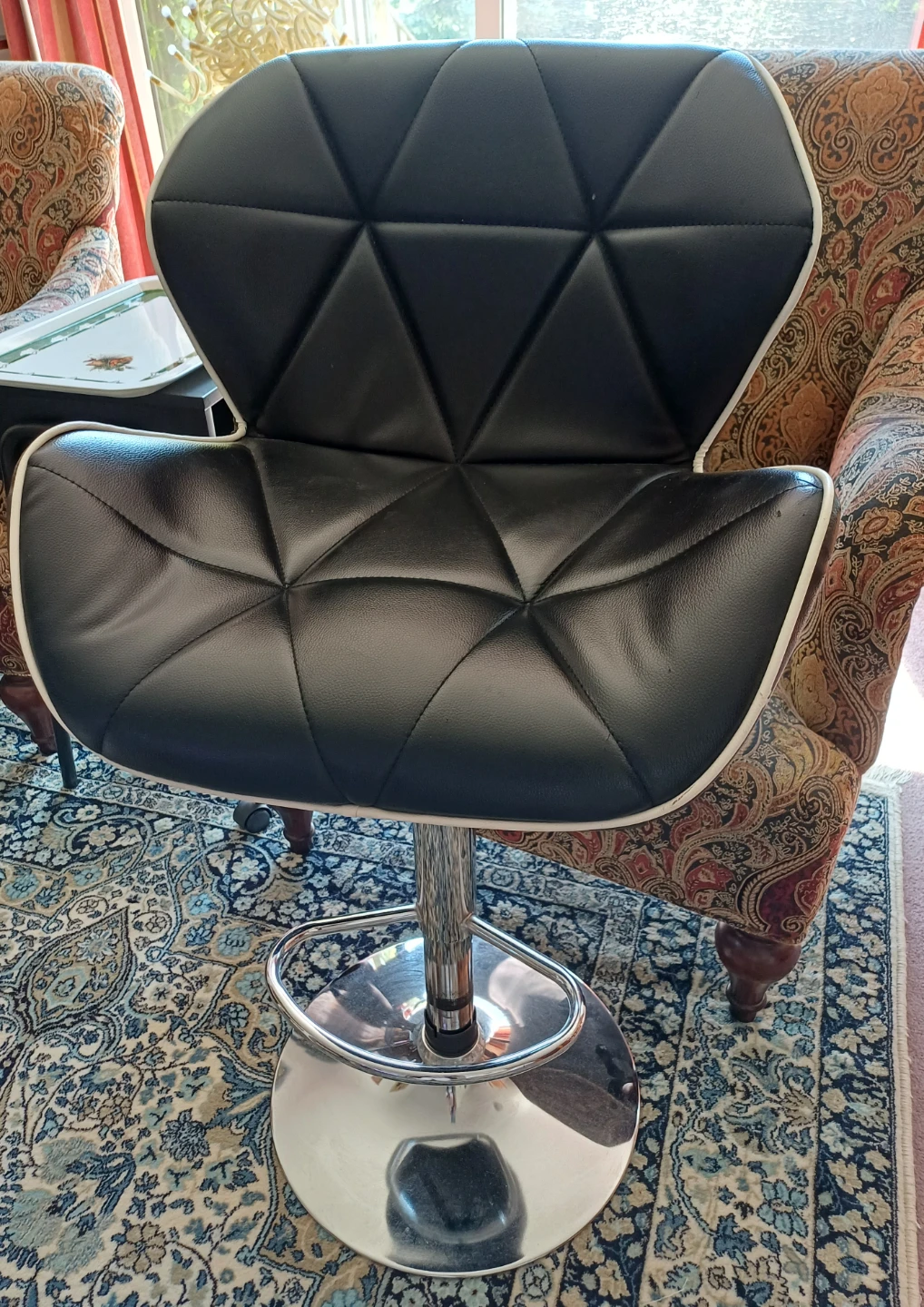 Black Bar Stool (Adjustable, set of 2)
