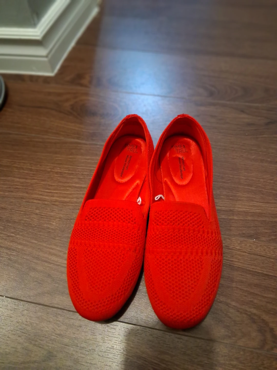Time and Tru Women's Red Loafer Flats Size 9 - photo 2