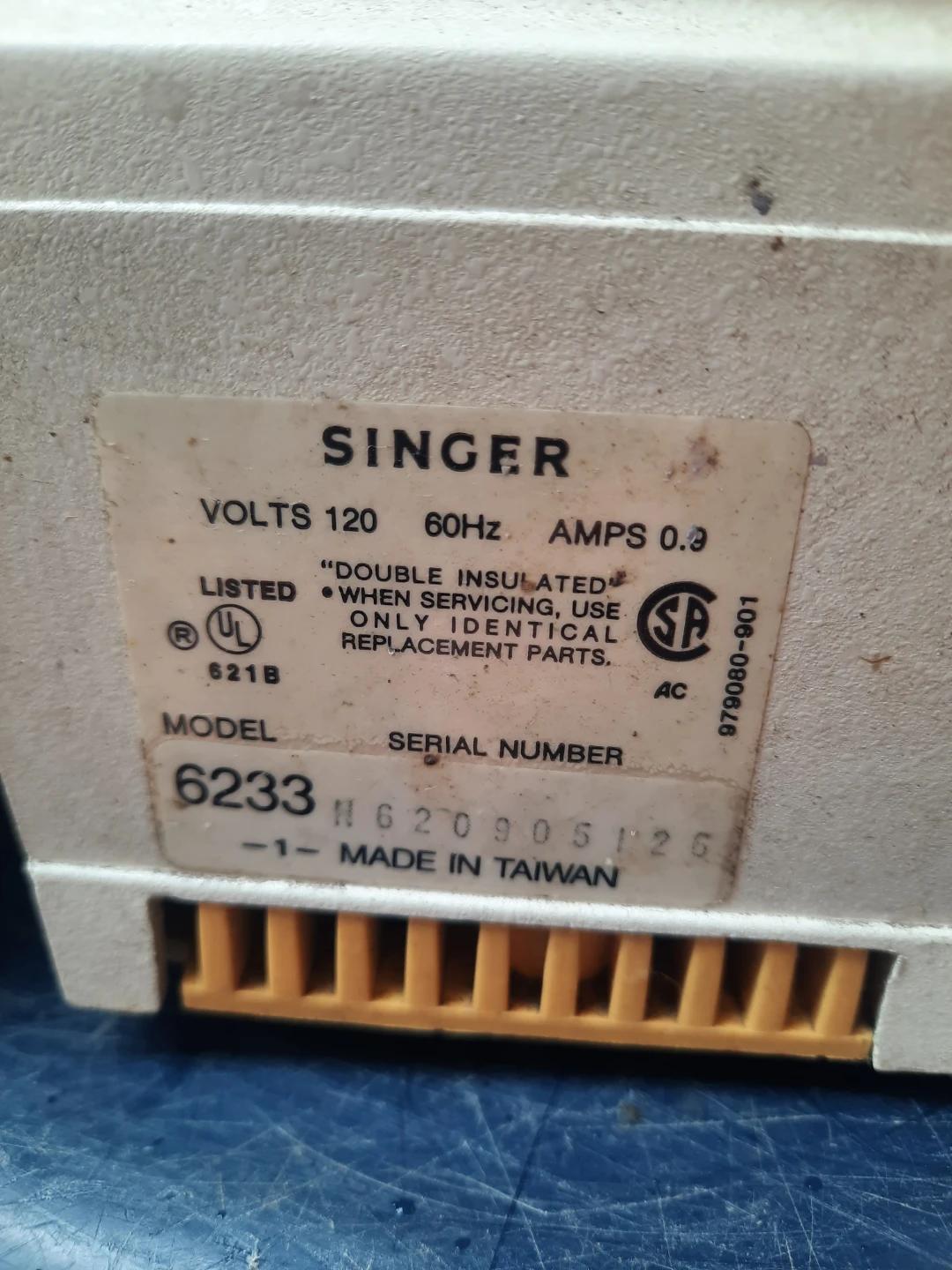 Sewing machines - photo 3