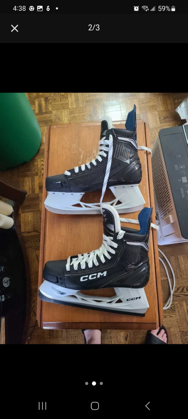 CCM Hockey Skates - photo 2