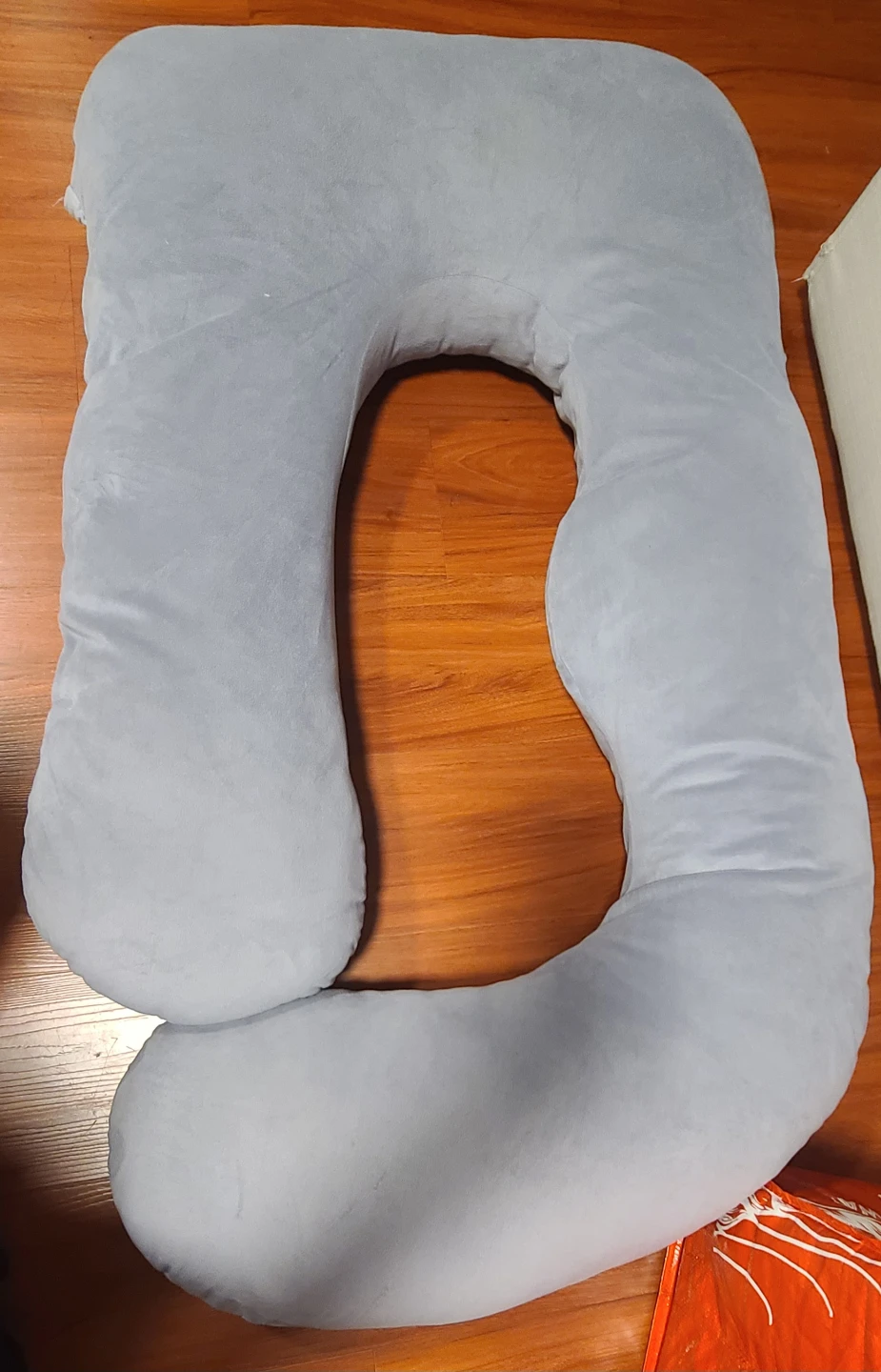 Gray U-Shaped Pregnancy Pillow