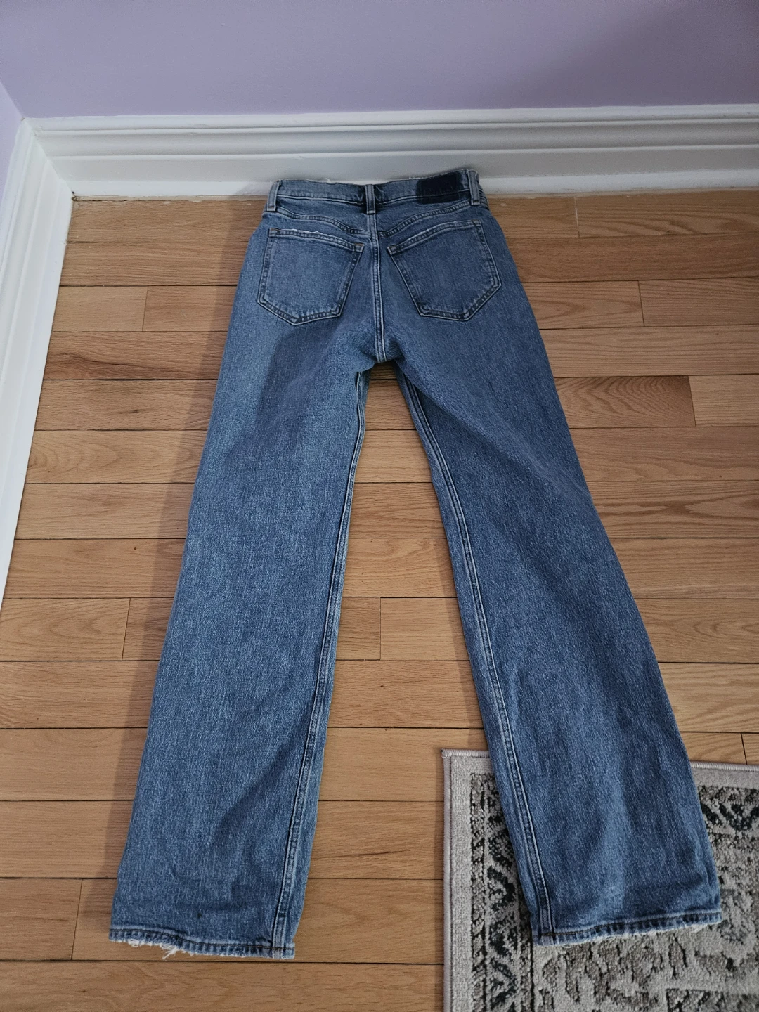 Abercrombie & Fitch The '90s Relaxed Jean High Rise