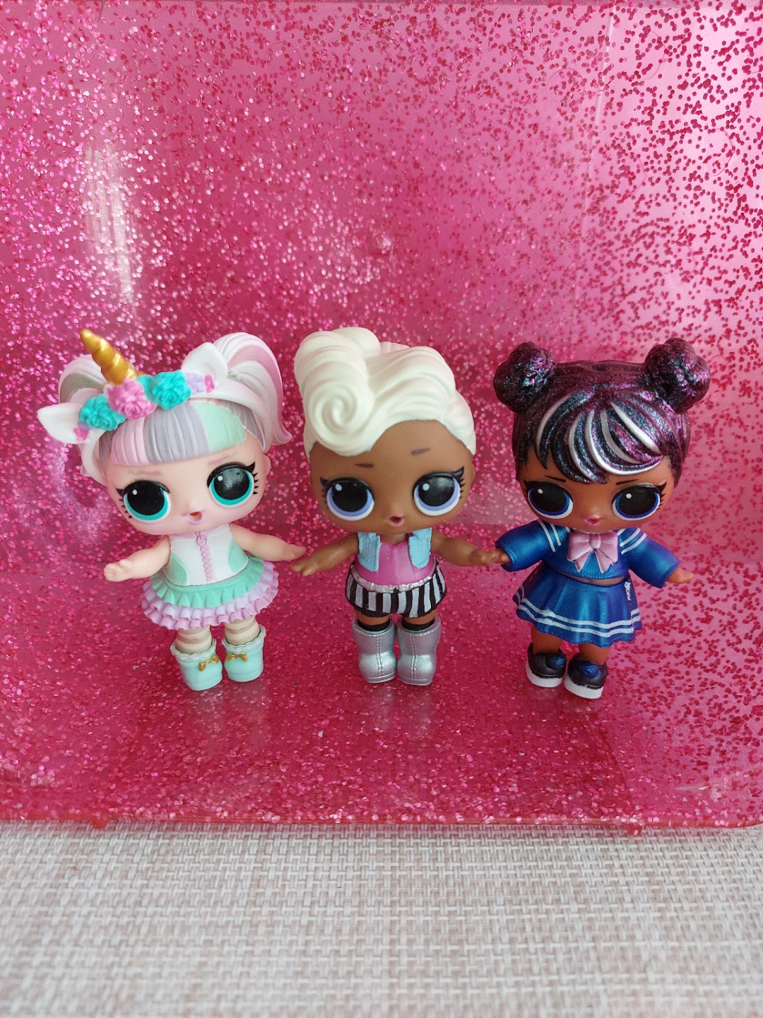 LOL Surprise Dolls Lot of 3 with Accessories - photo 4