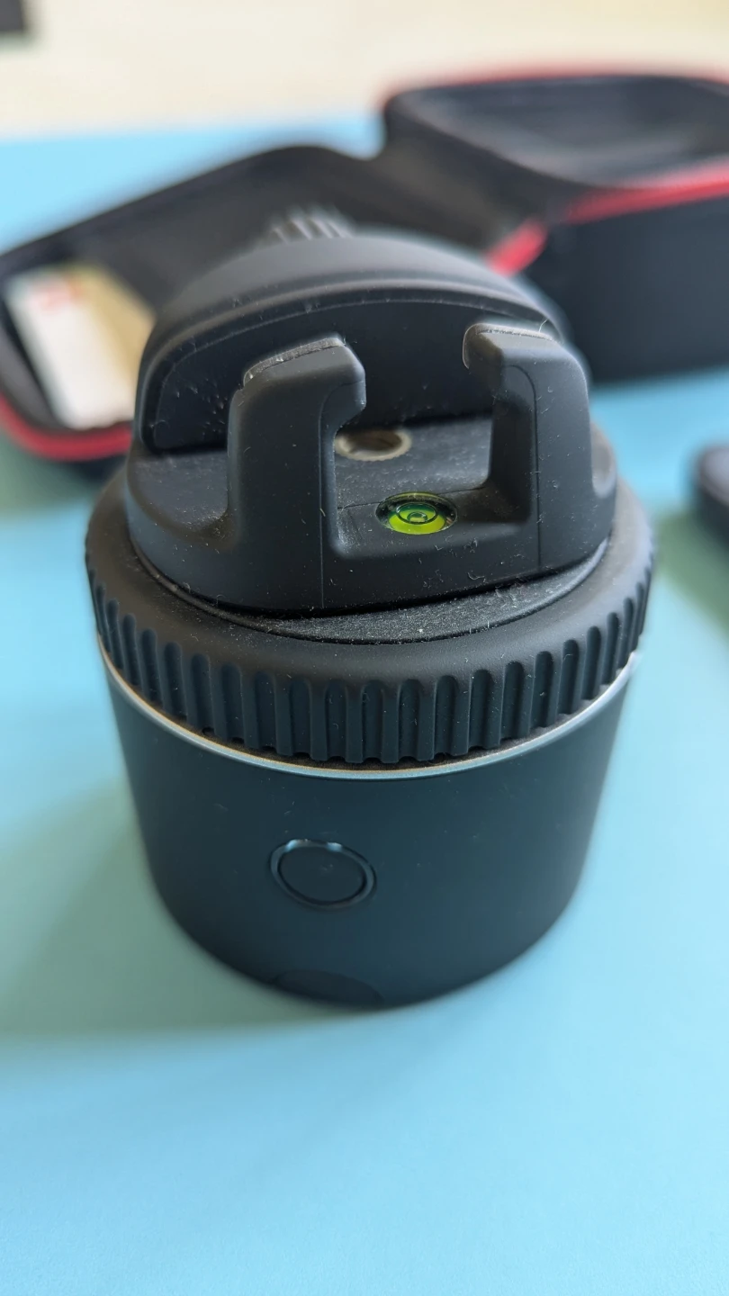 Pivo Smart Gimbal Case with Accessories - photo 4