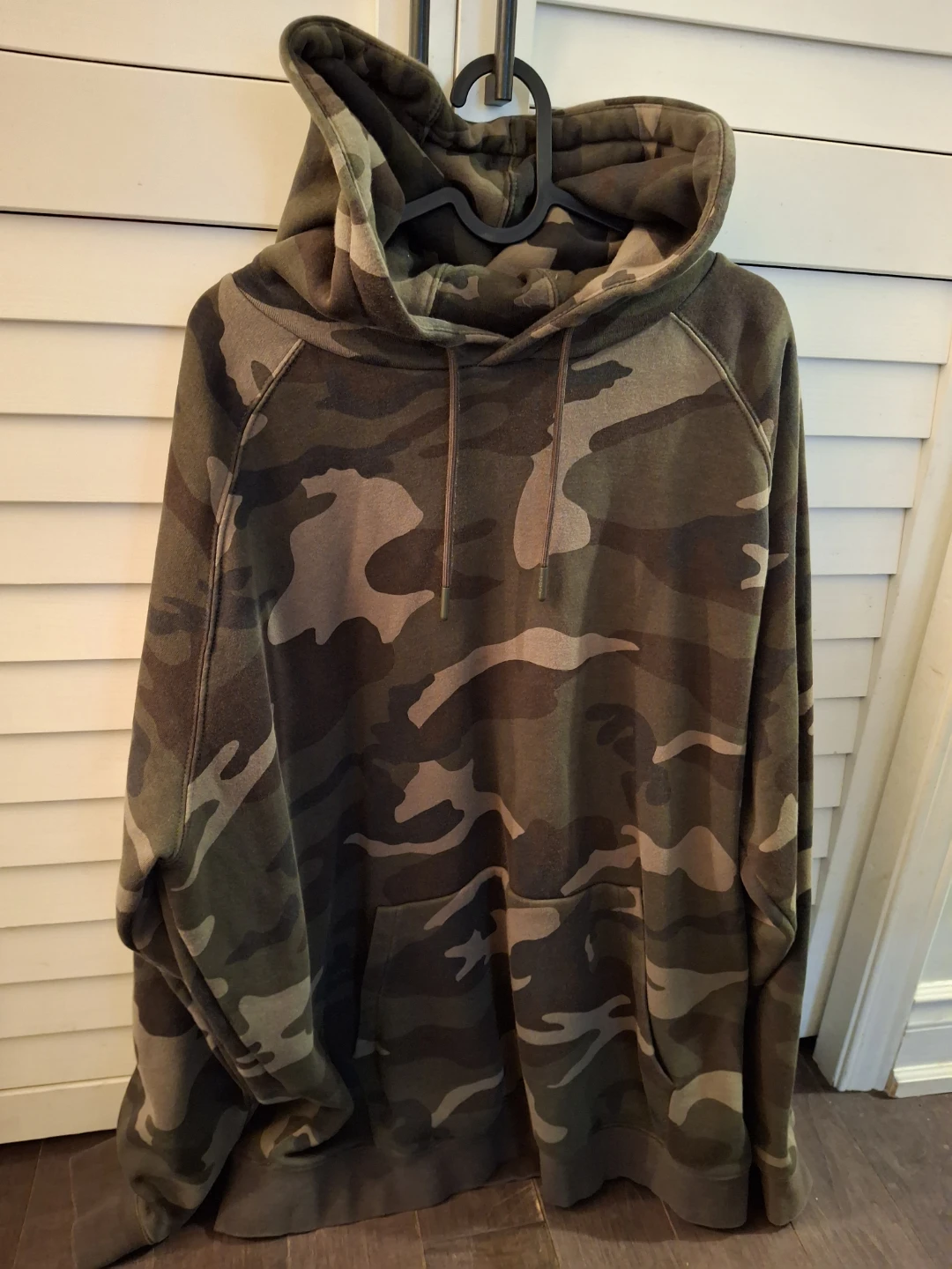 Mens Army sweater