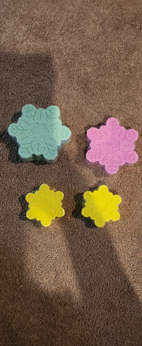 Snowflake Bath Bombs - Set of 4