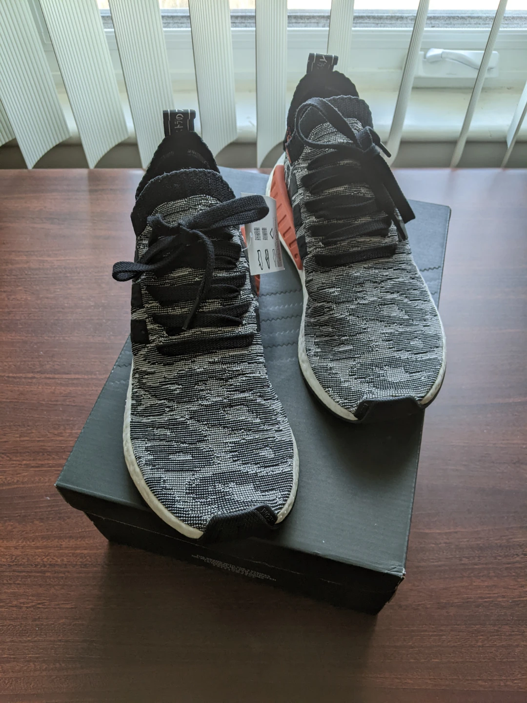 Adidas NMD R2, size 9, brand new - photo 2