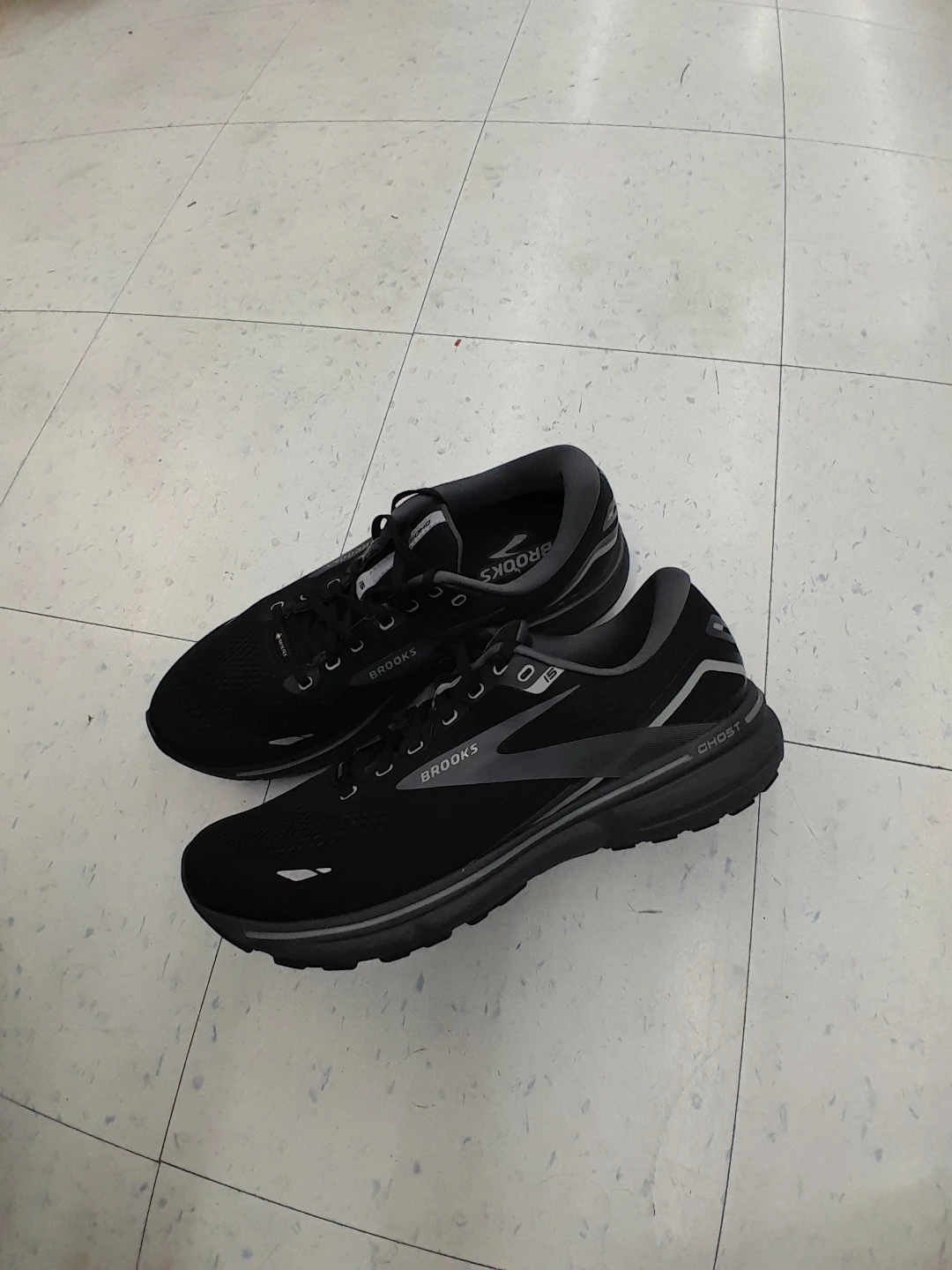 Brooks Ghost Running Shoes Men's Size 12 - photo 5