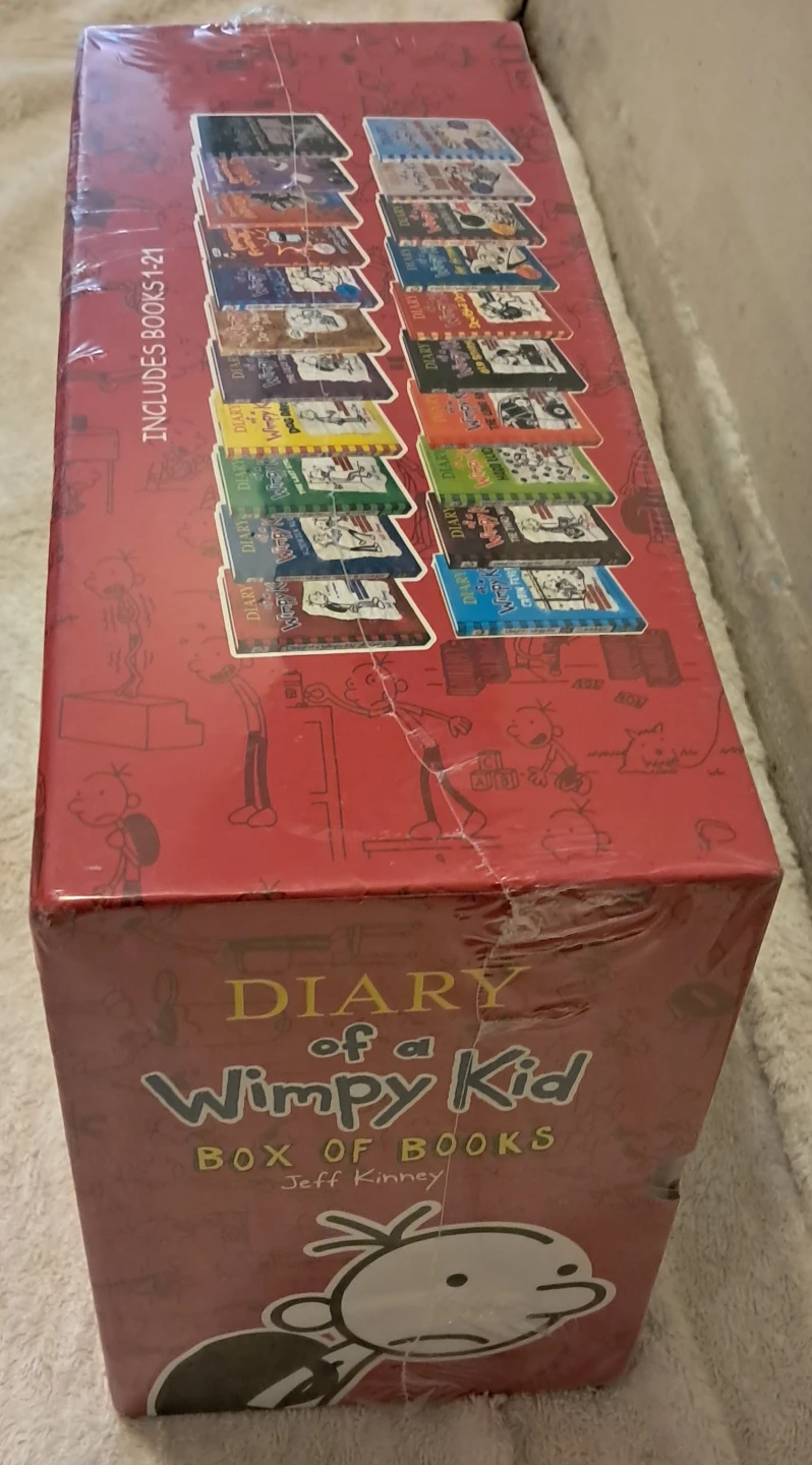 Diary of a Wimpy Kid Box of Books 1-21 - photo 4