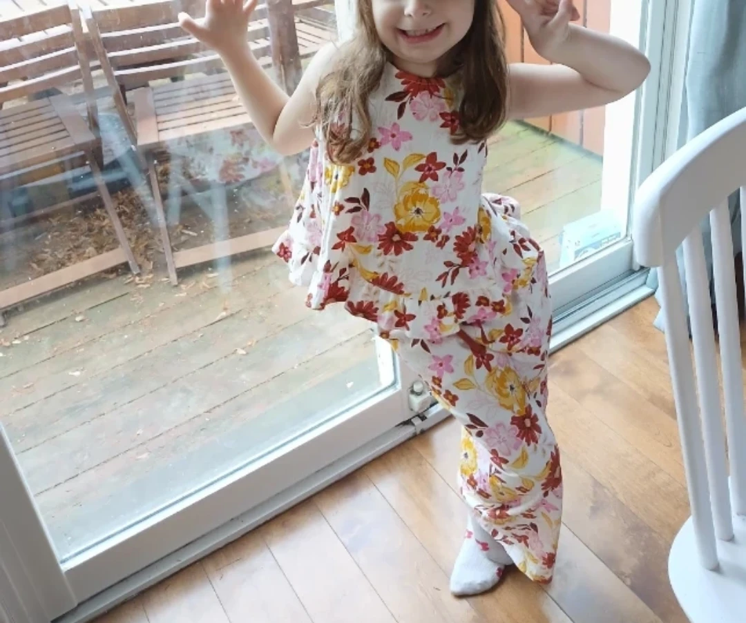 Sigrid Olsen Girls cotton whimsical floral outfit , size 6