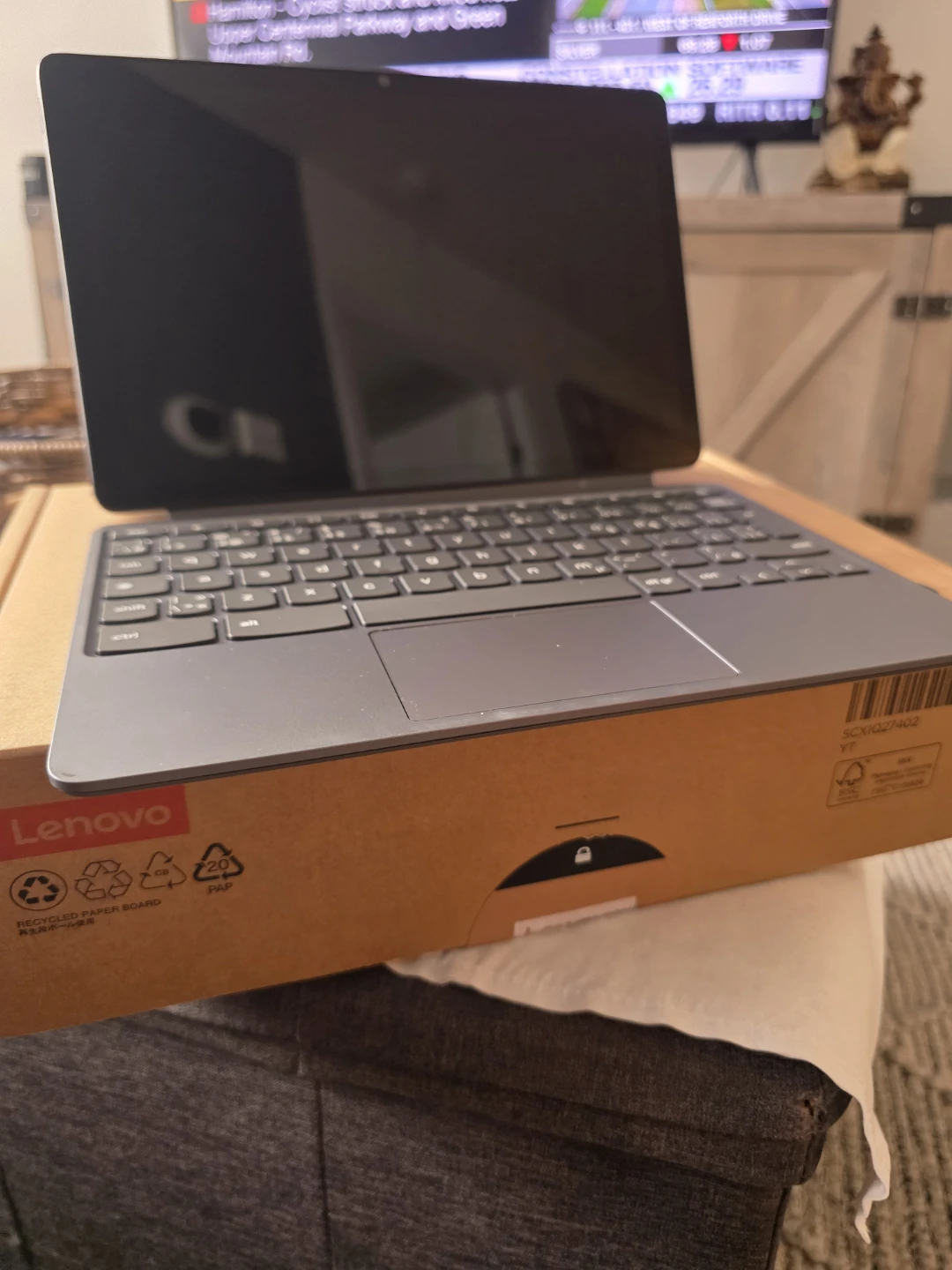 Lenovo Chromebook Duet Gen 9 (11-inch)  $140 OBO - photo 3