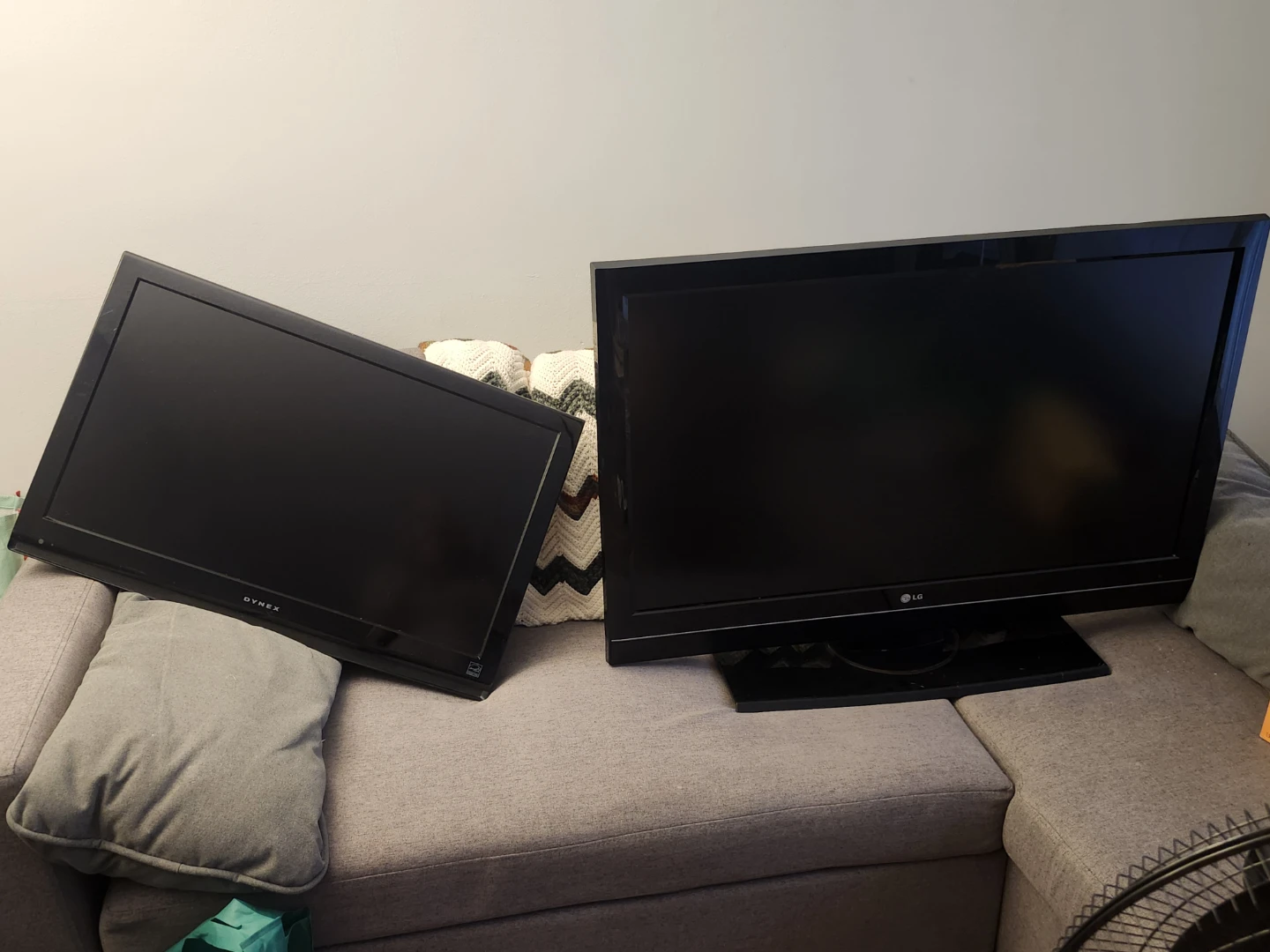 LG 42" LCD TV and 31" LCD TV