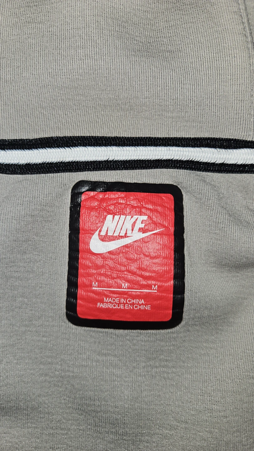 OG Season (2013 - 2015) Grey Nike Tech Fleece Hoodie - photo 4