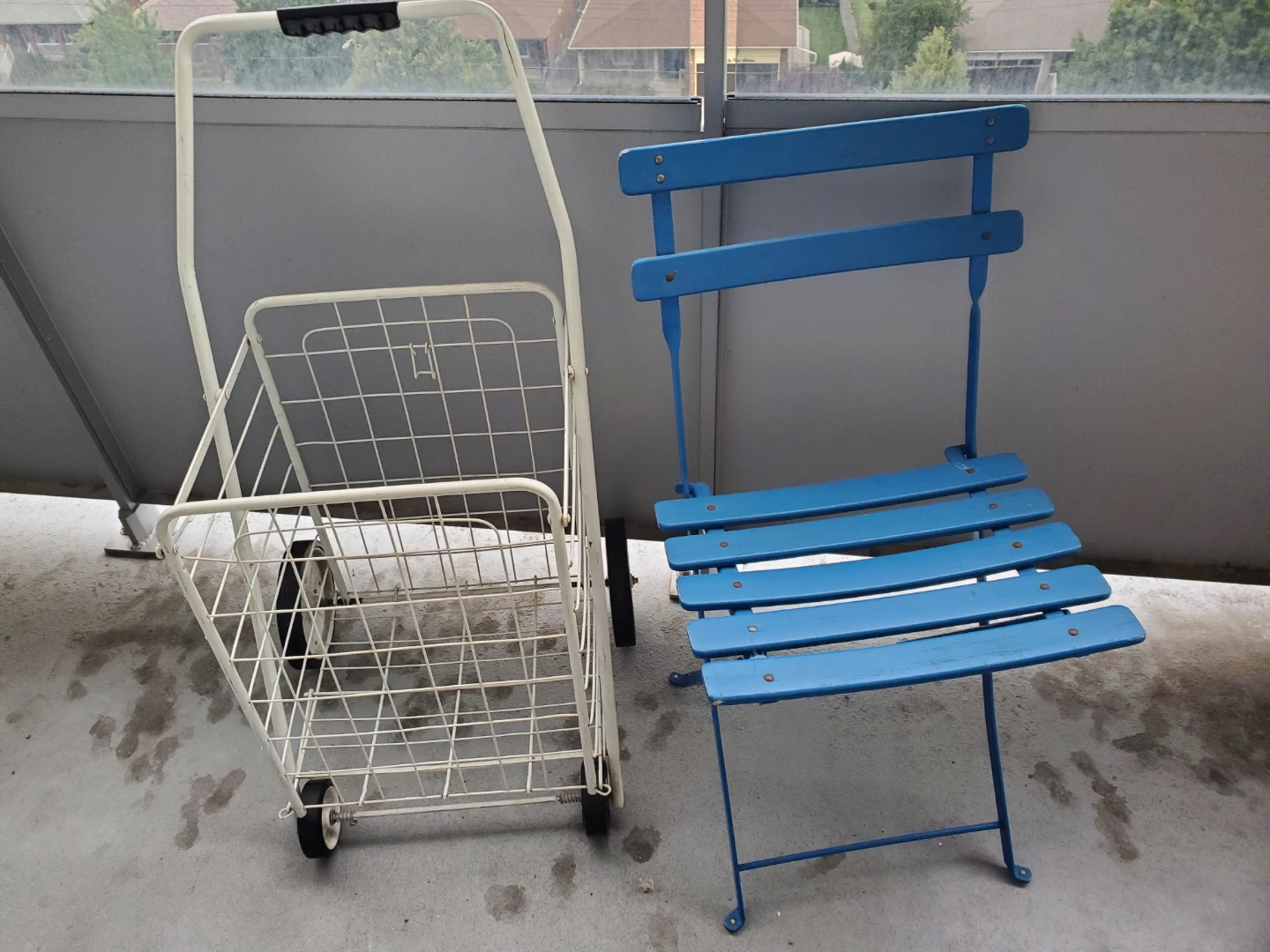 Rice cooker, vacuum, steamiron, fold chair, shopping cart. - photo 2