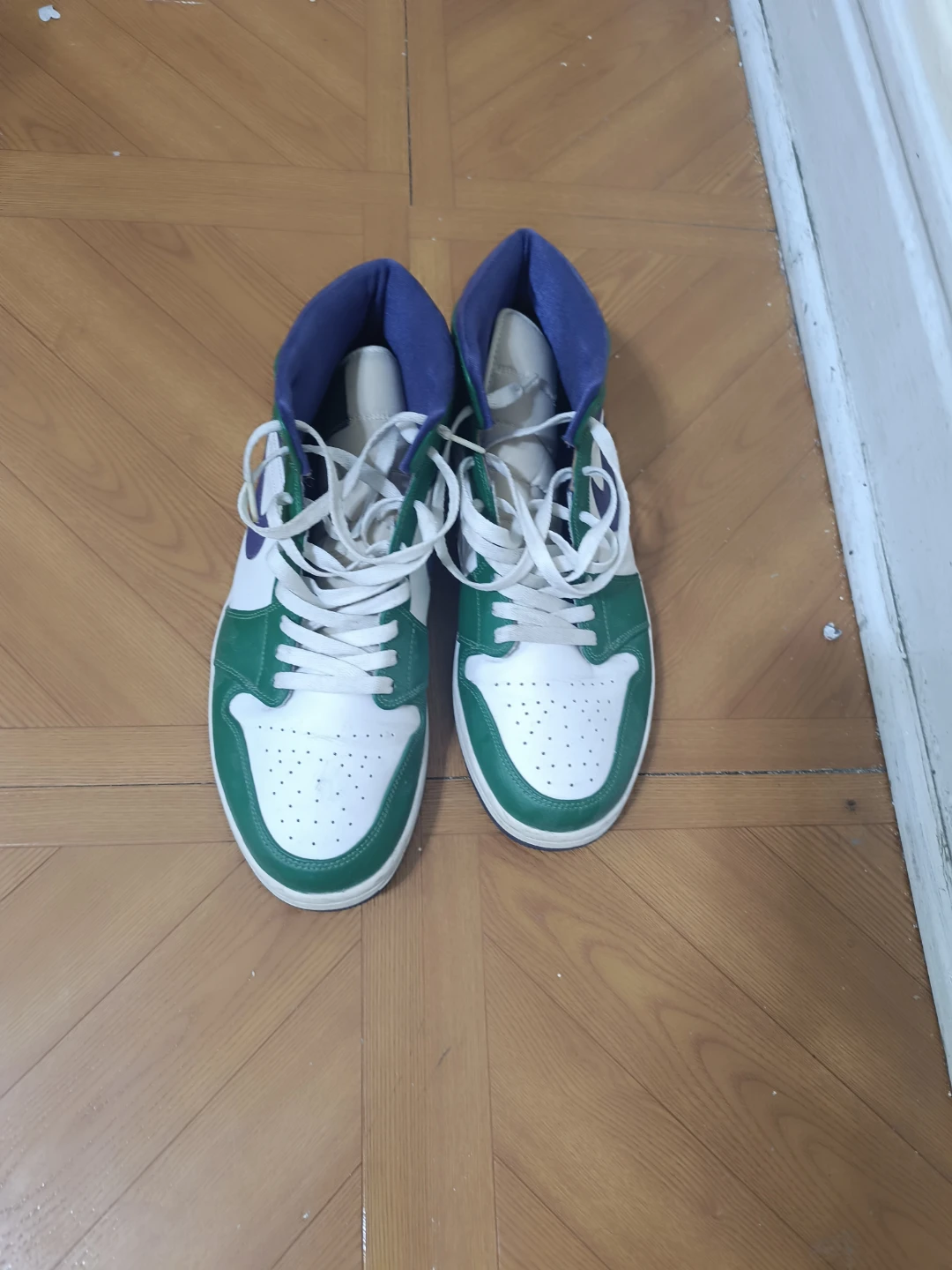Nike Air Jordan 1 Mid - photo 3