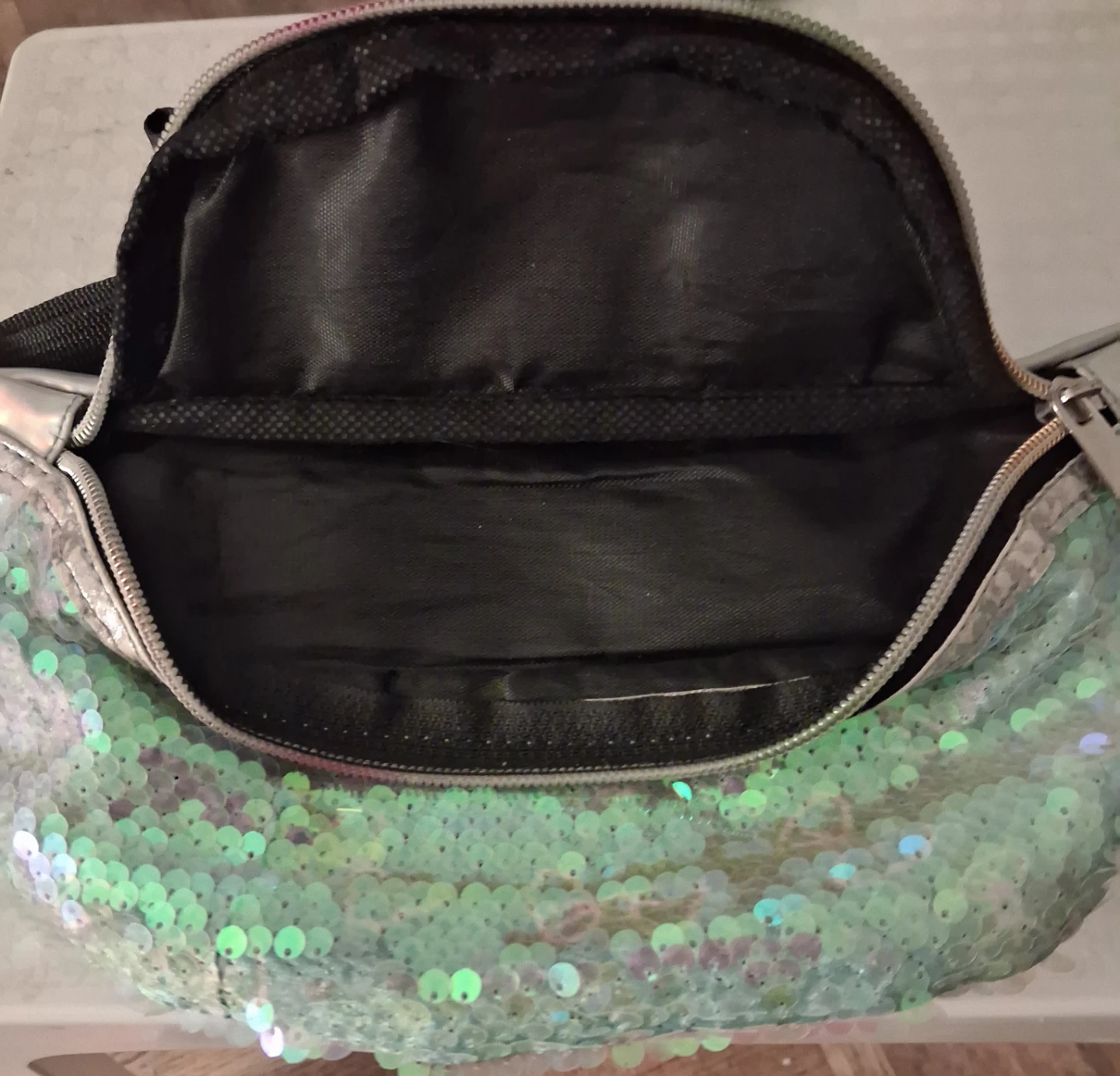 Sequin Fanny Pack with Beaded Bracelet - photo 4