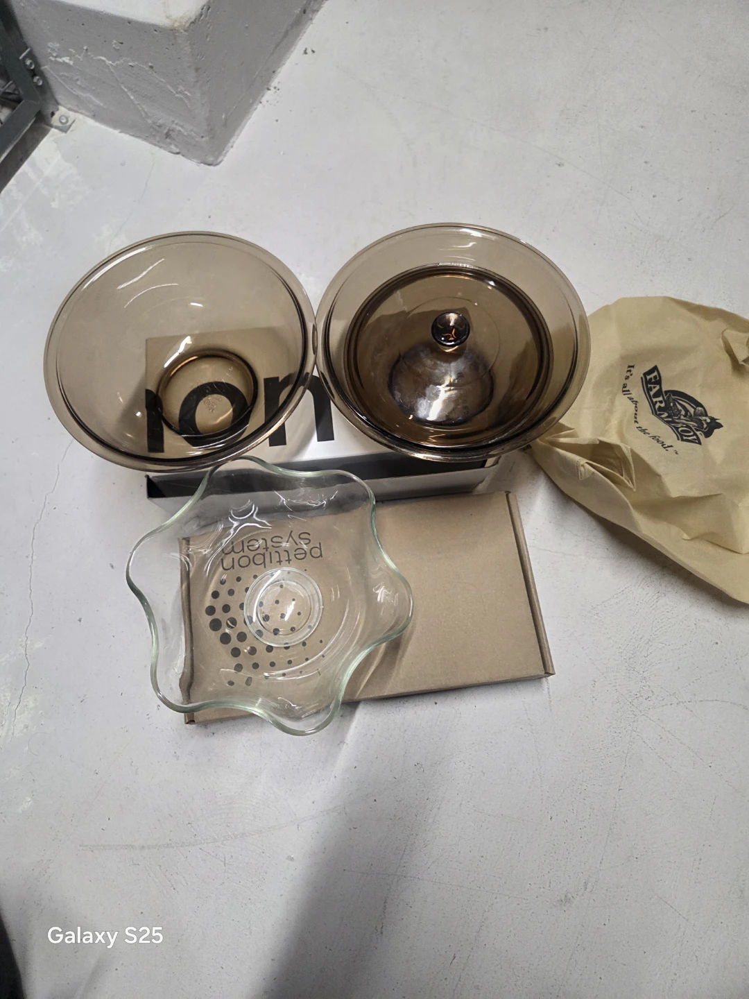 Pyrex Vision Ware Bowls with Lid - photo 3