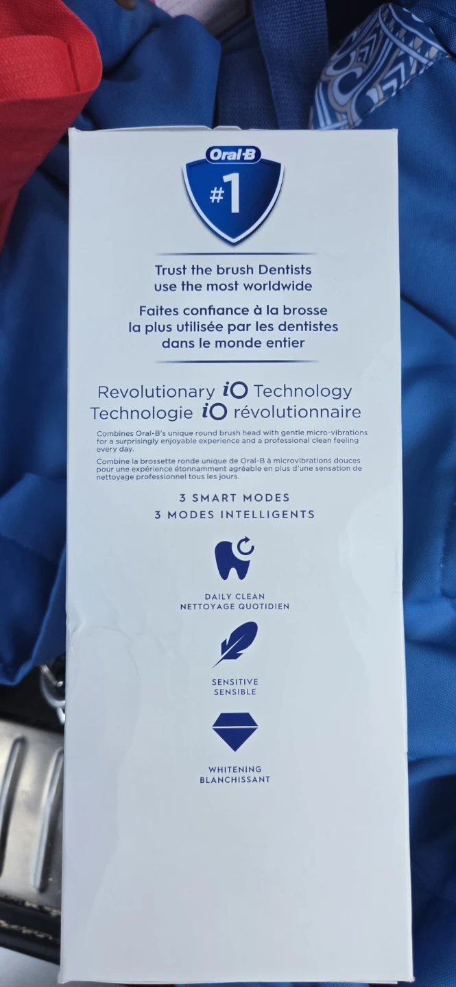 Oral-B iO Series 3 Rechargeable Electric Toothbrush Black - photo 2