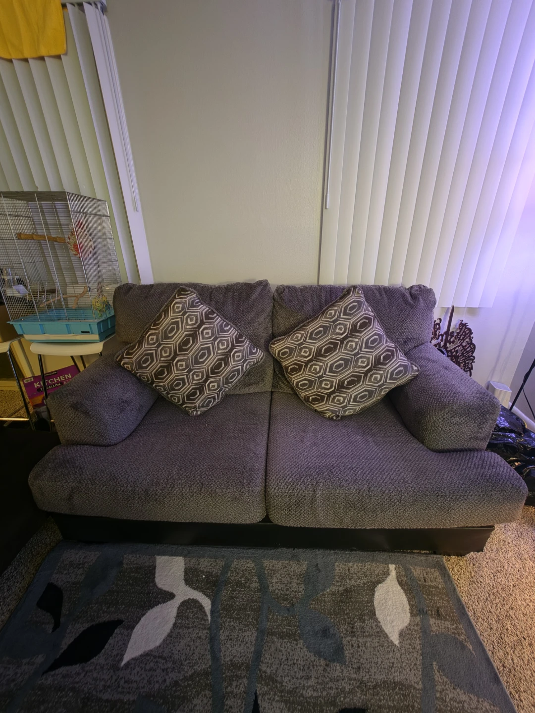Ashley furniture Gray loveseat couch with pillows - photo 3