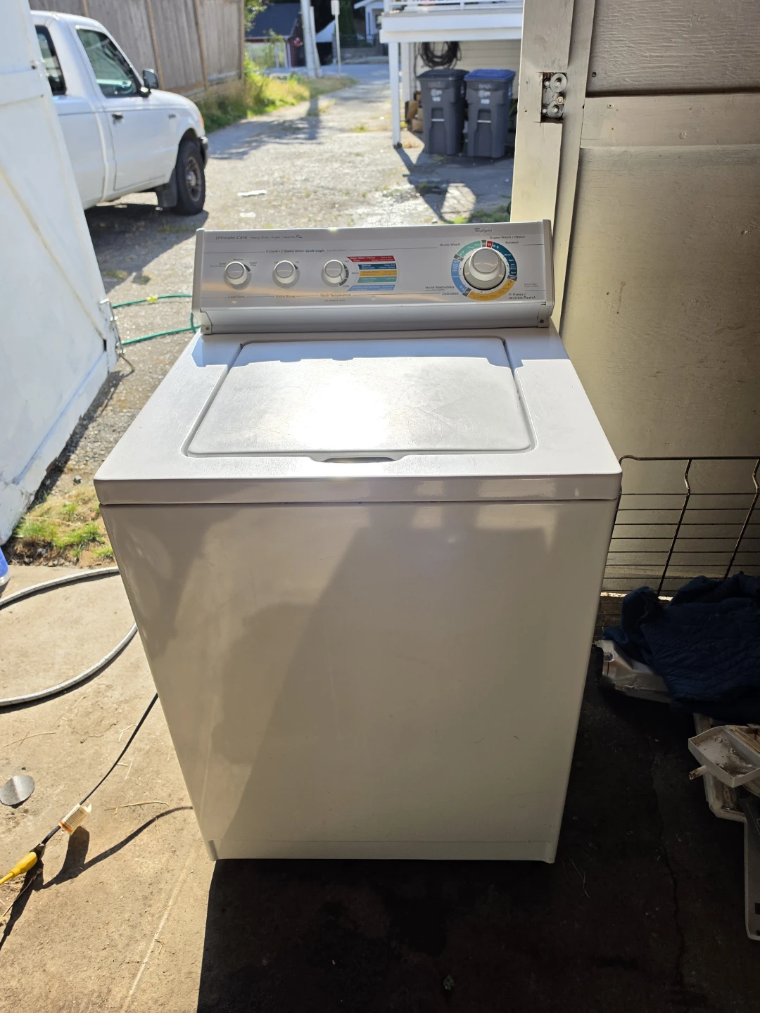 Delivery Available - Whirlpool Super Capacity Top Load Washer - photo 3