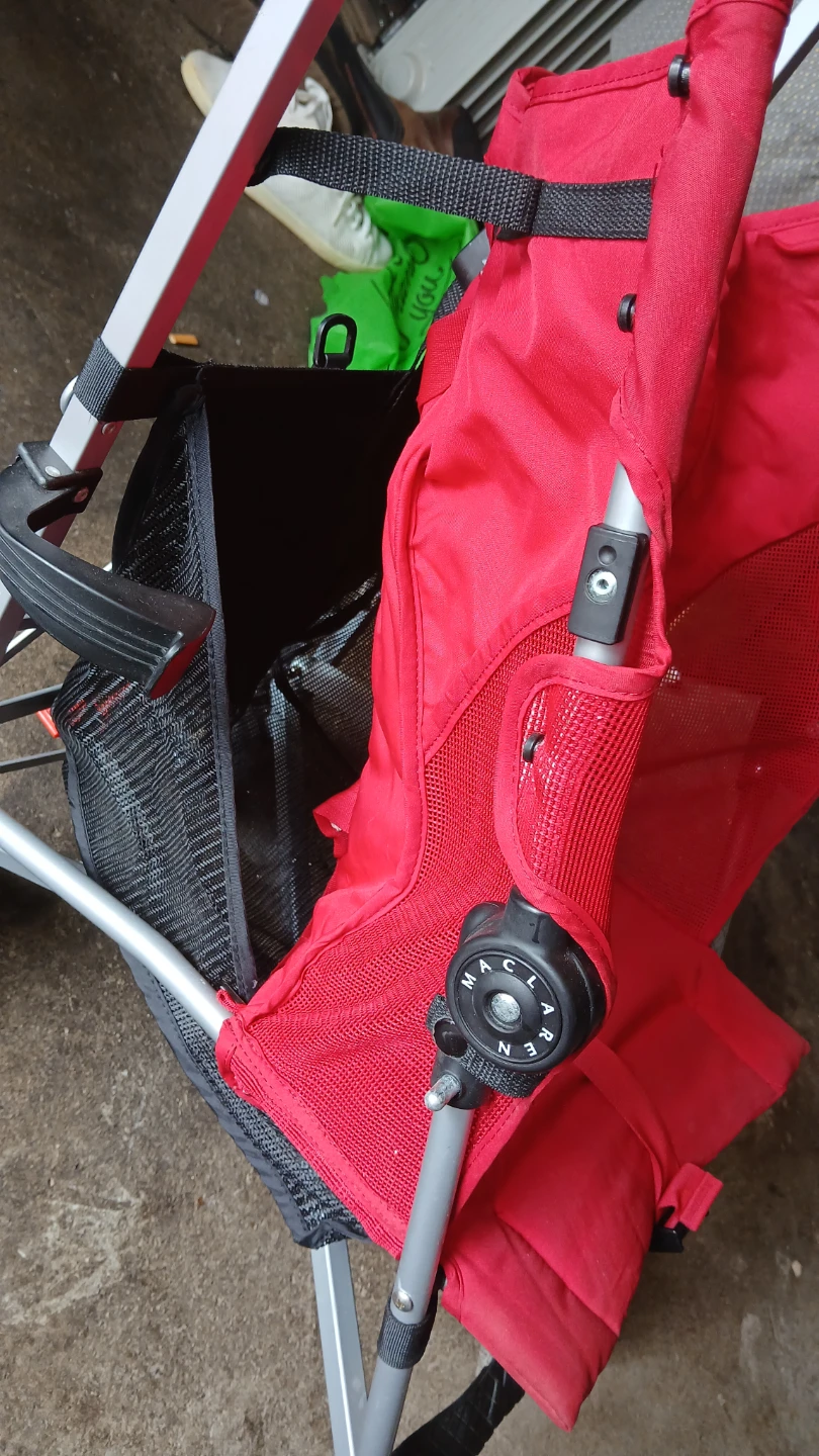 Maclaren Red Lightweight Stroller - photo 3