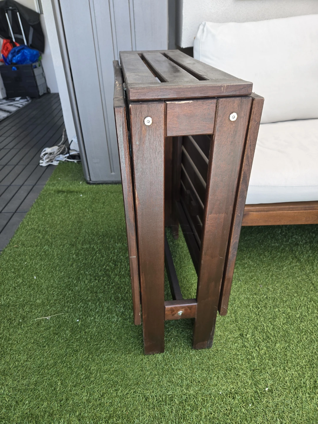 Newly stained ikea patio folding table - photo 4