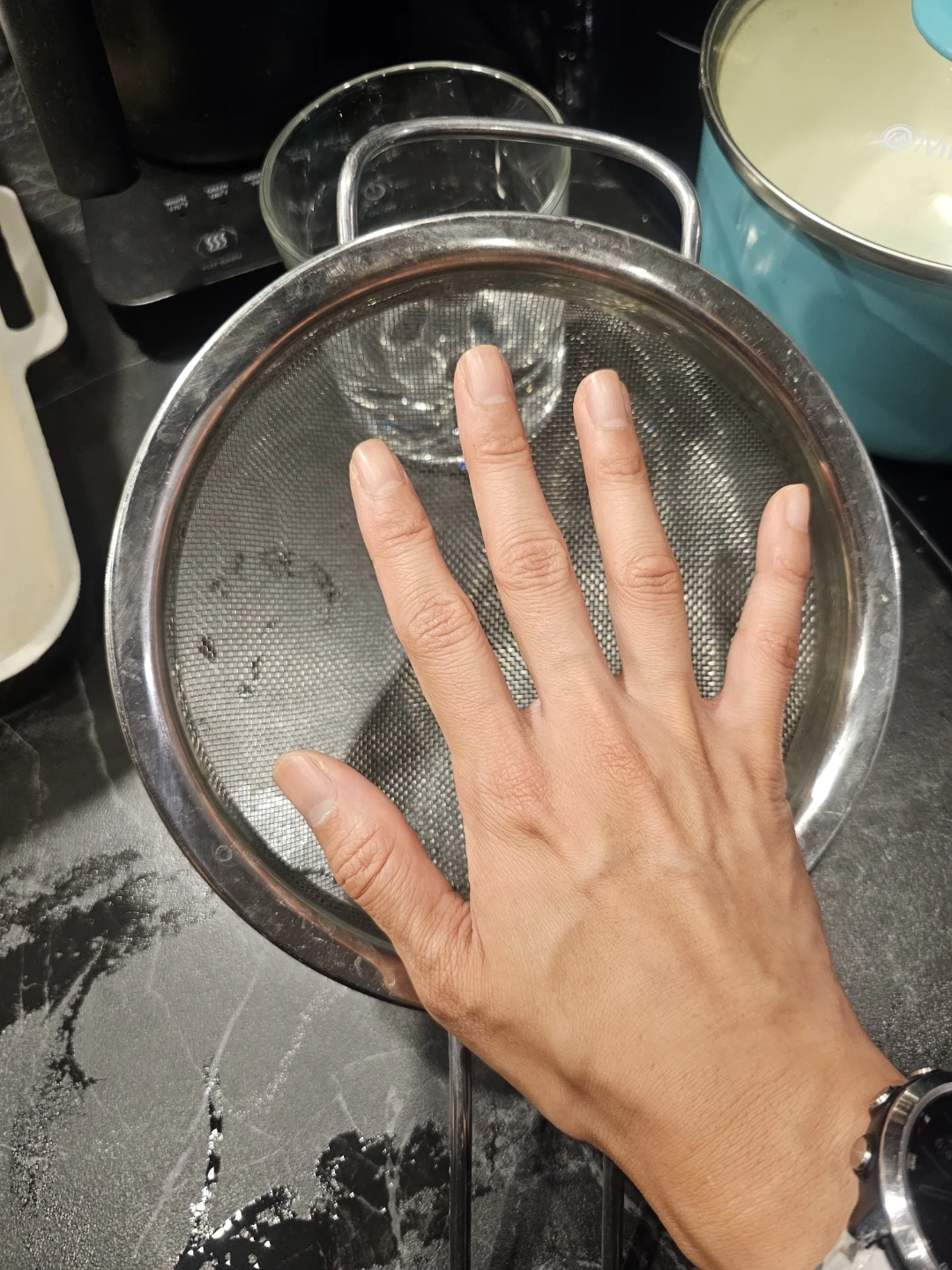 Stainless Steel Mesh Sieve Strainer - photo 3