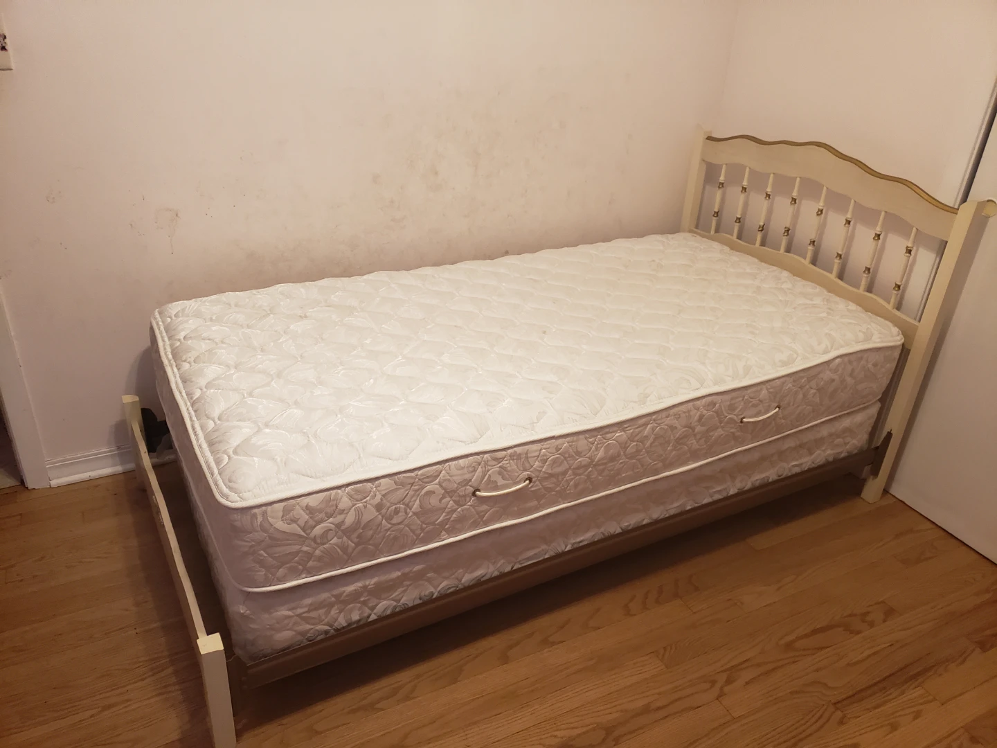 Twin Bed Frame with Mattress - photo 3