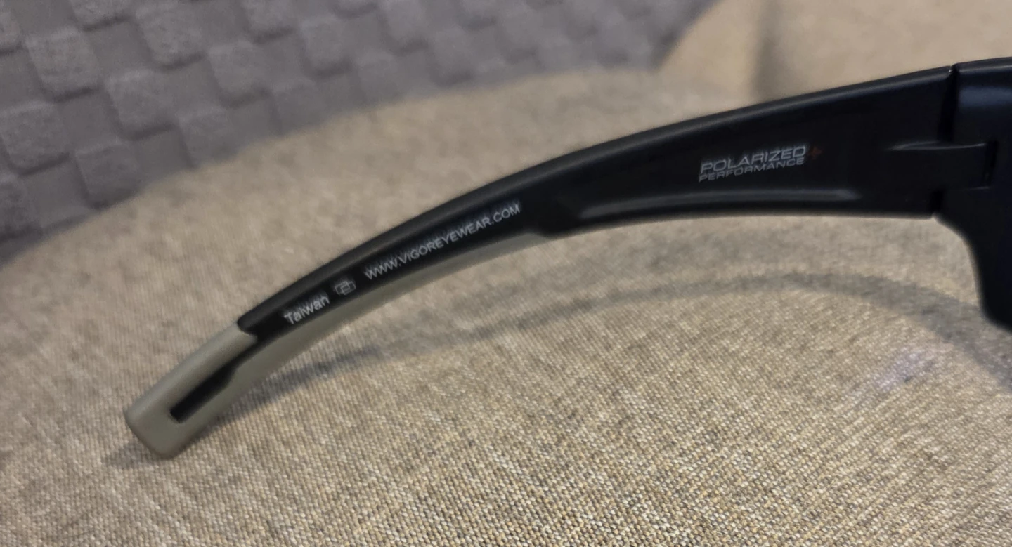 Men's polarized sunglasses excellent condition - photo 4