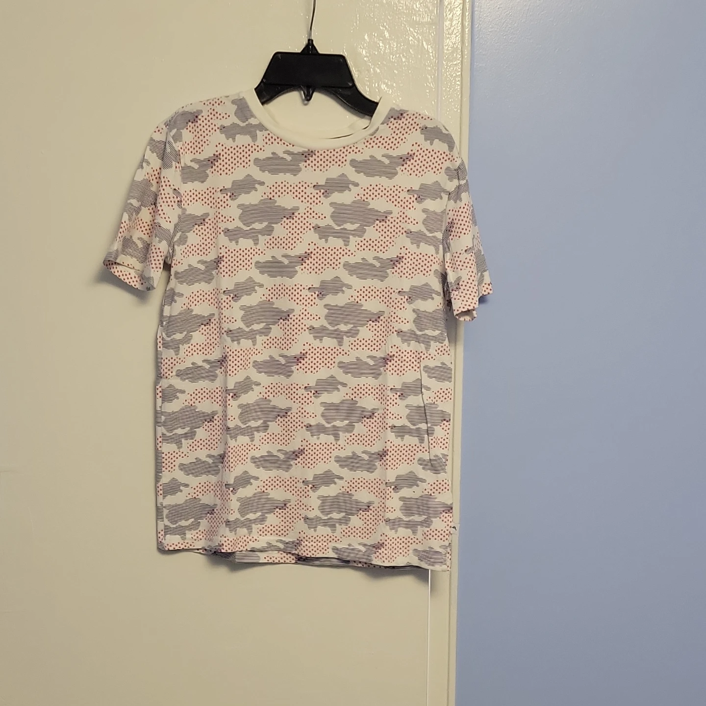 Tommy Bahama T-Shirt