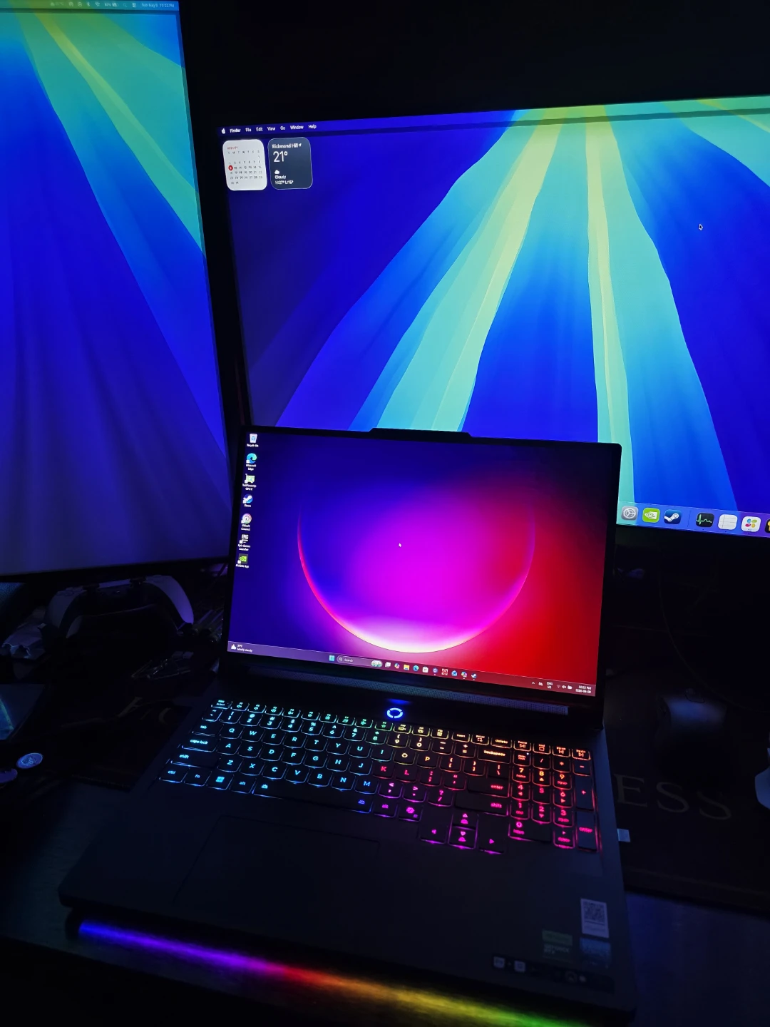 Lenovo Legion Pro 7i Gaming Laptop RTX 5080 - photo 2