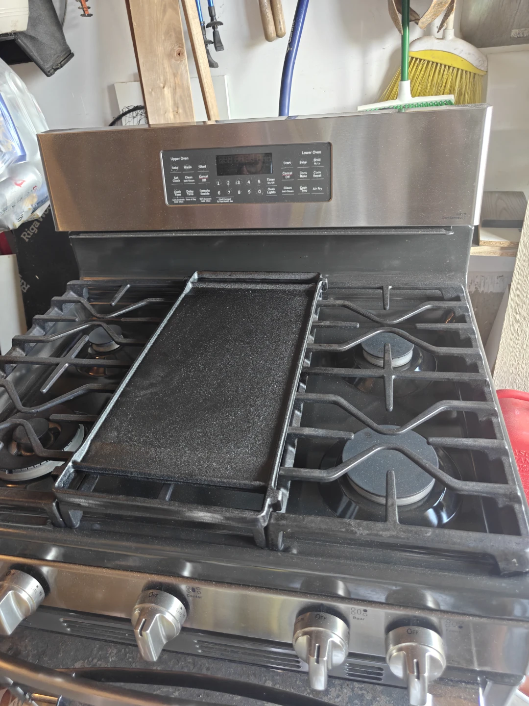 GE Stainless Steel Gas Range with Griddle - photo 5