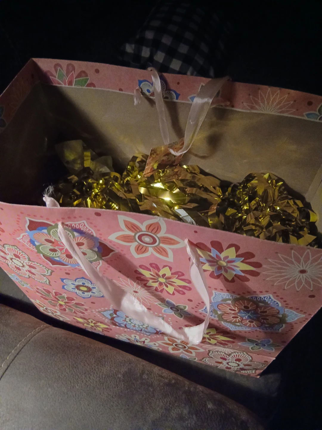 Hello Kitty Birthday Decorations in Decorative Gift Bag