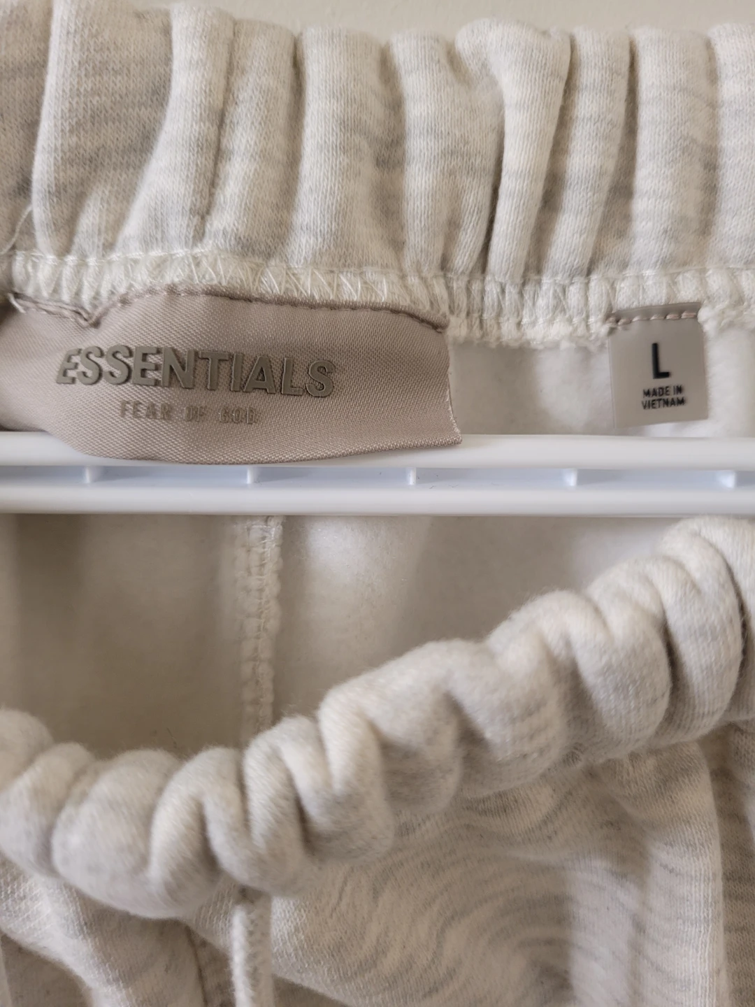 Fear of God Essentials Shorts Oatmeal Large - photo 4