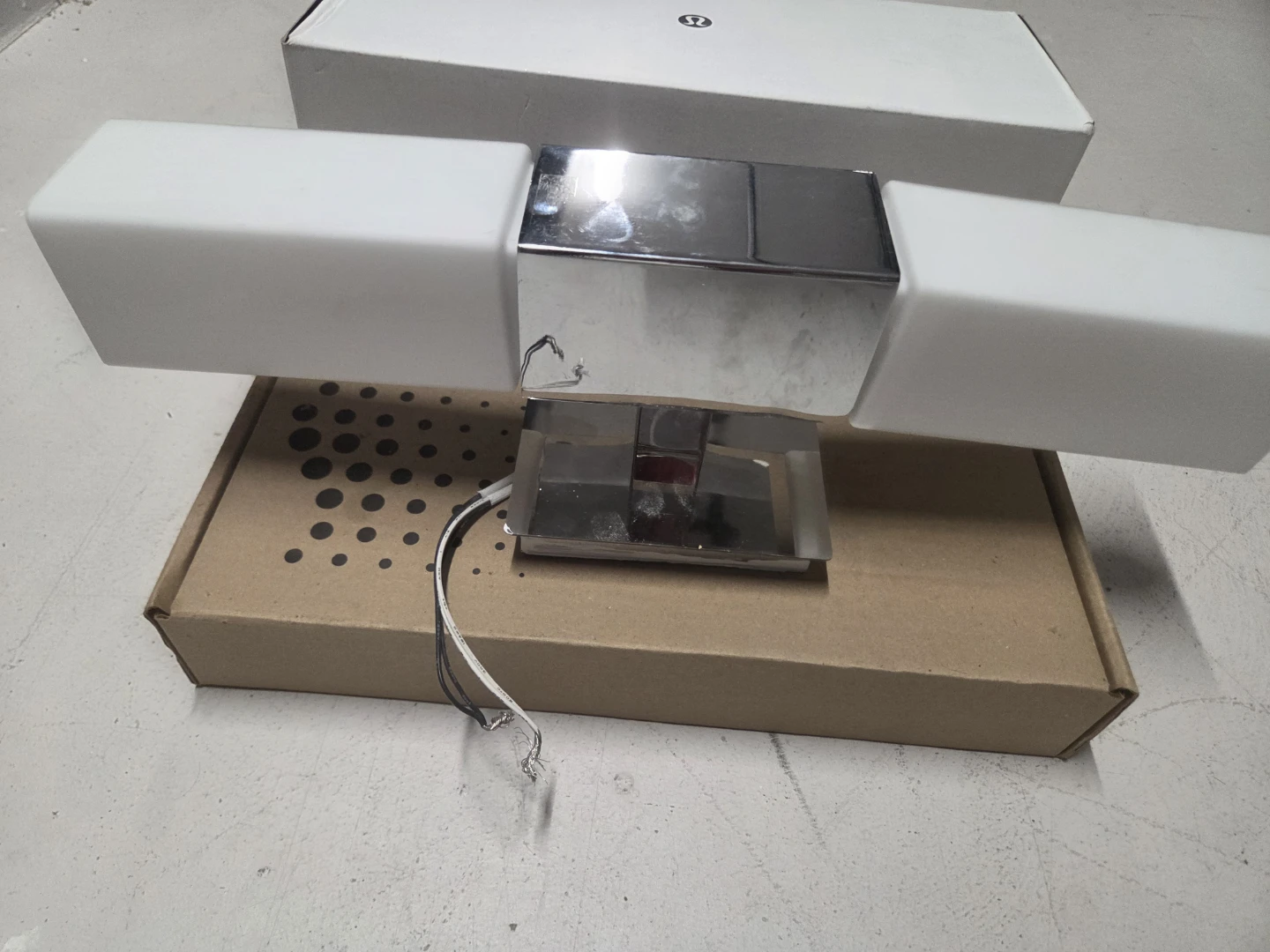 Modern Wall Sconce Light Fixture