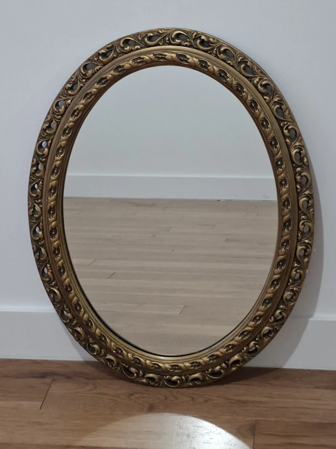 Vintage Ornate Wooden Gold Oval Wall Mirror