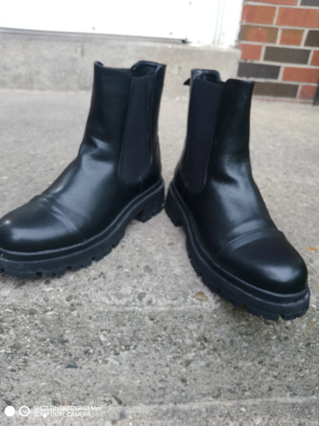 Black Chelsea Boots - photo 2