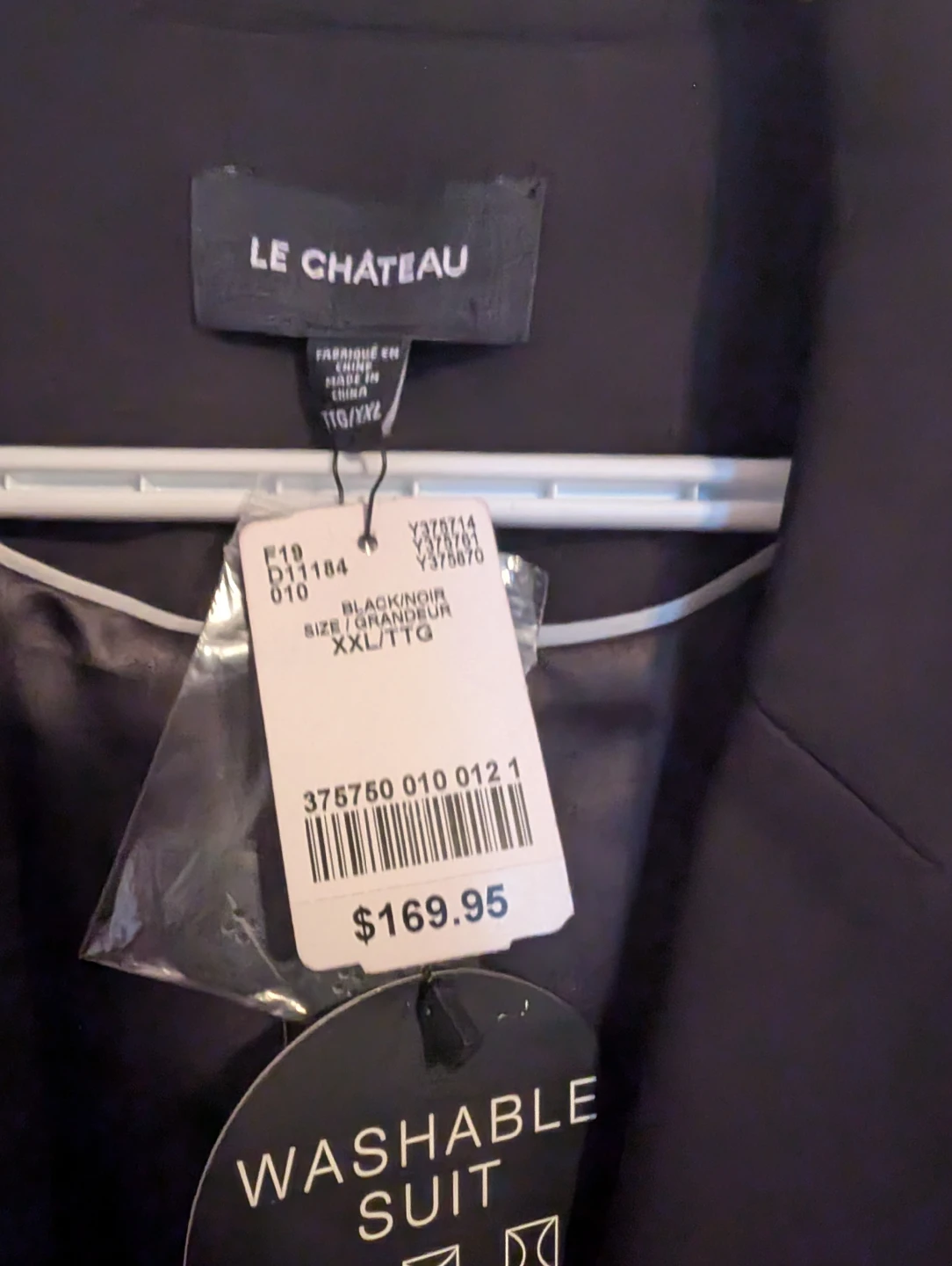 LE CHÂTEAU Black Washable Suit Blazer - size 12/14 - photo 2