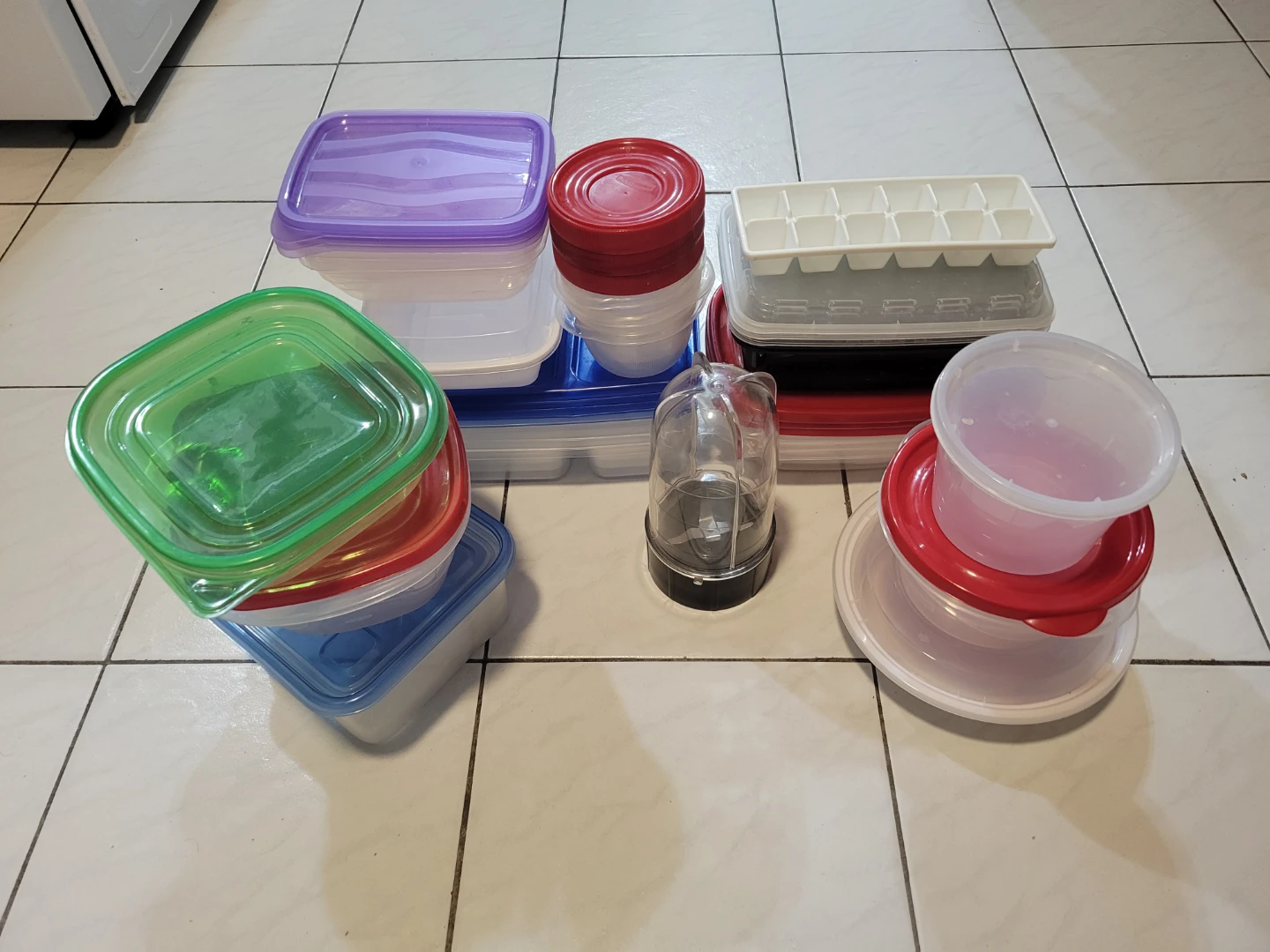 CONTAINERS - photo 2