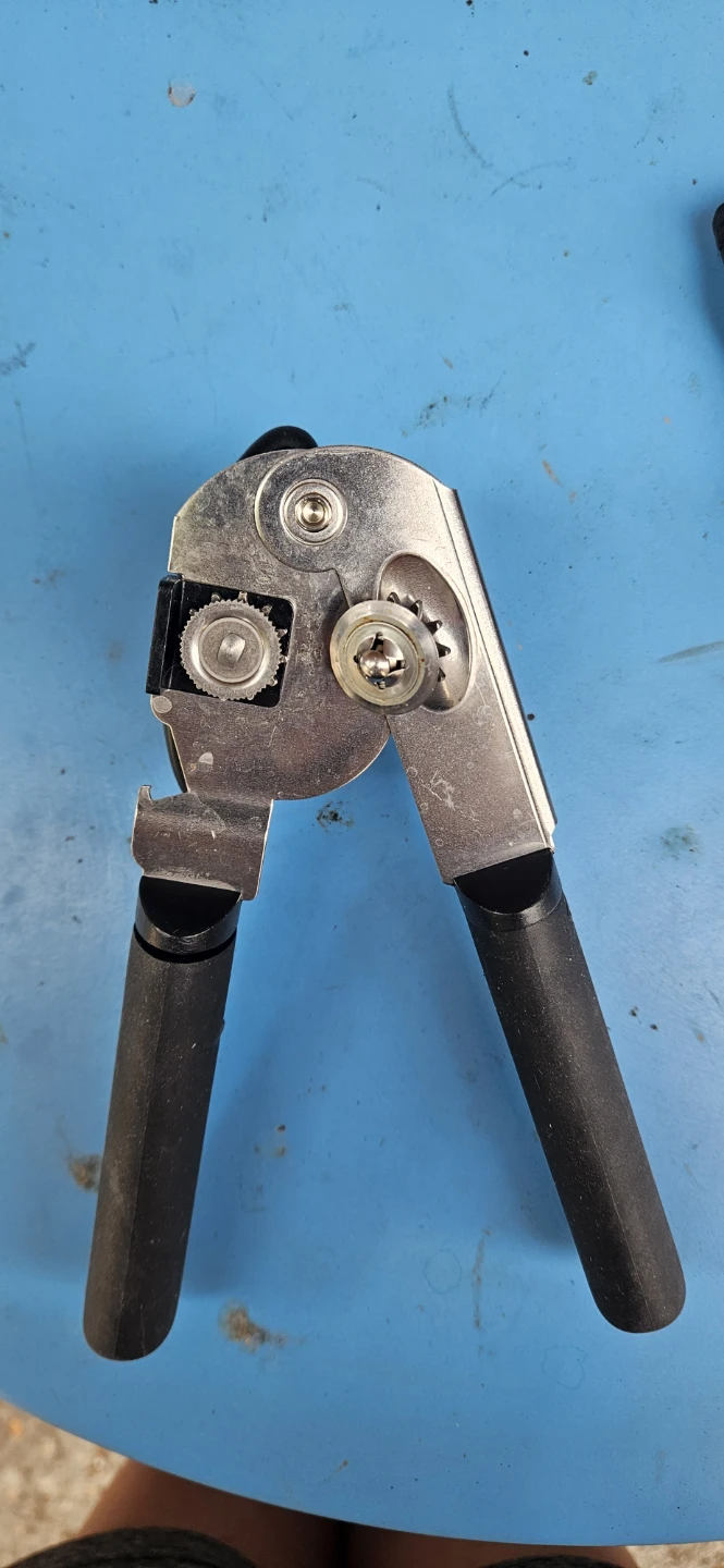 Manual Can Opener with Black Handles - photo 2