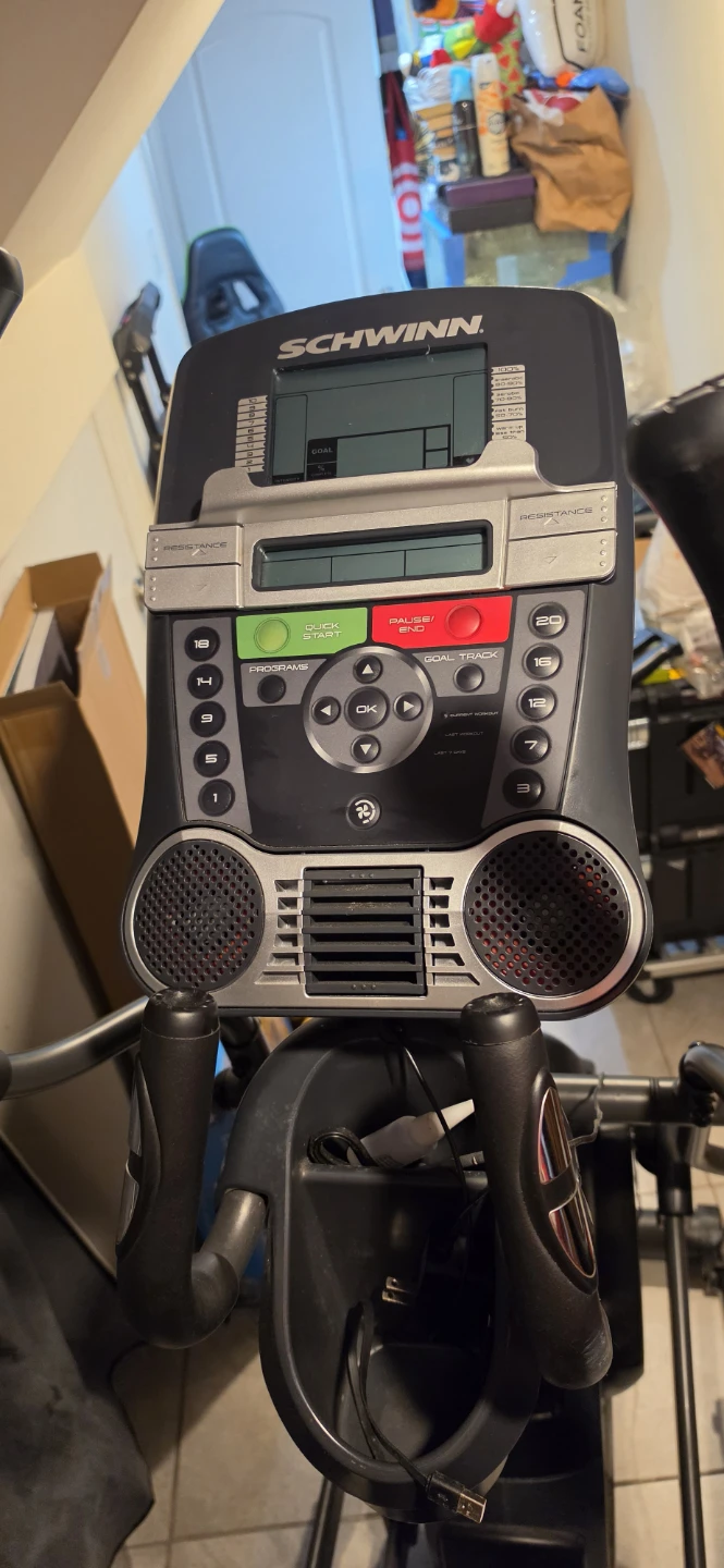 Schwinn 430 Elliptical - photo 2